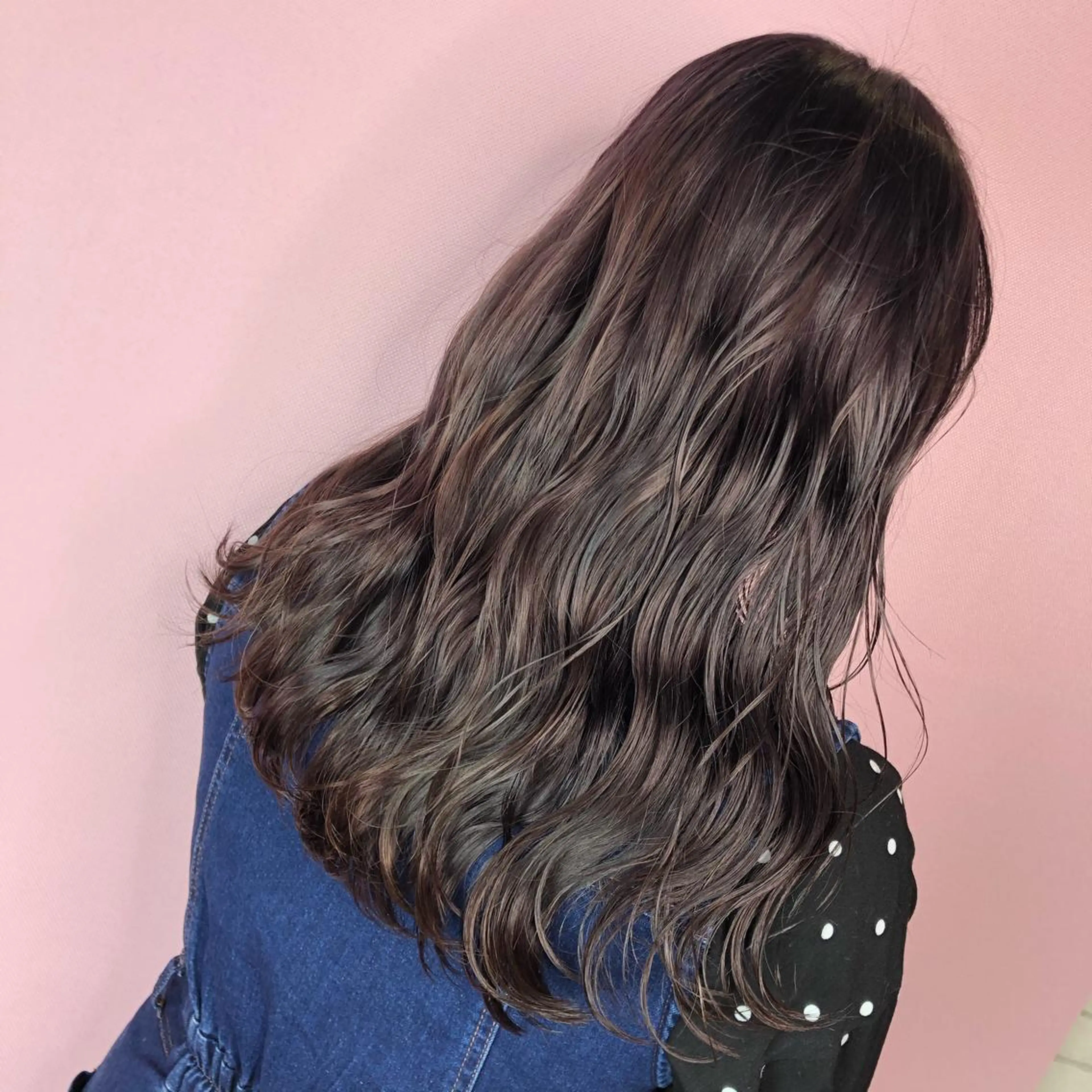 ロング カラー 松永 果菜のヘアスタイル