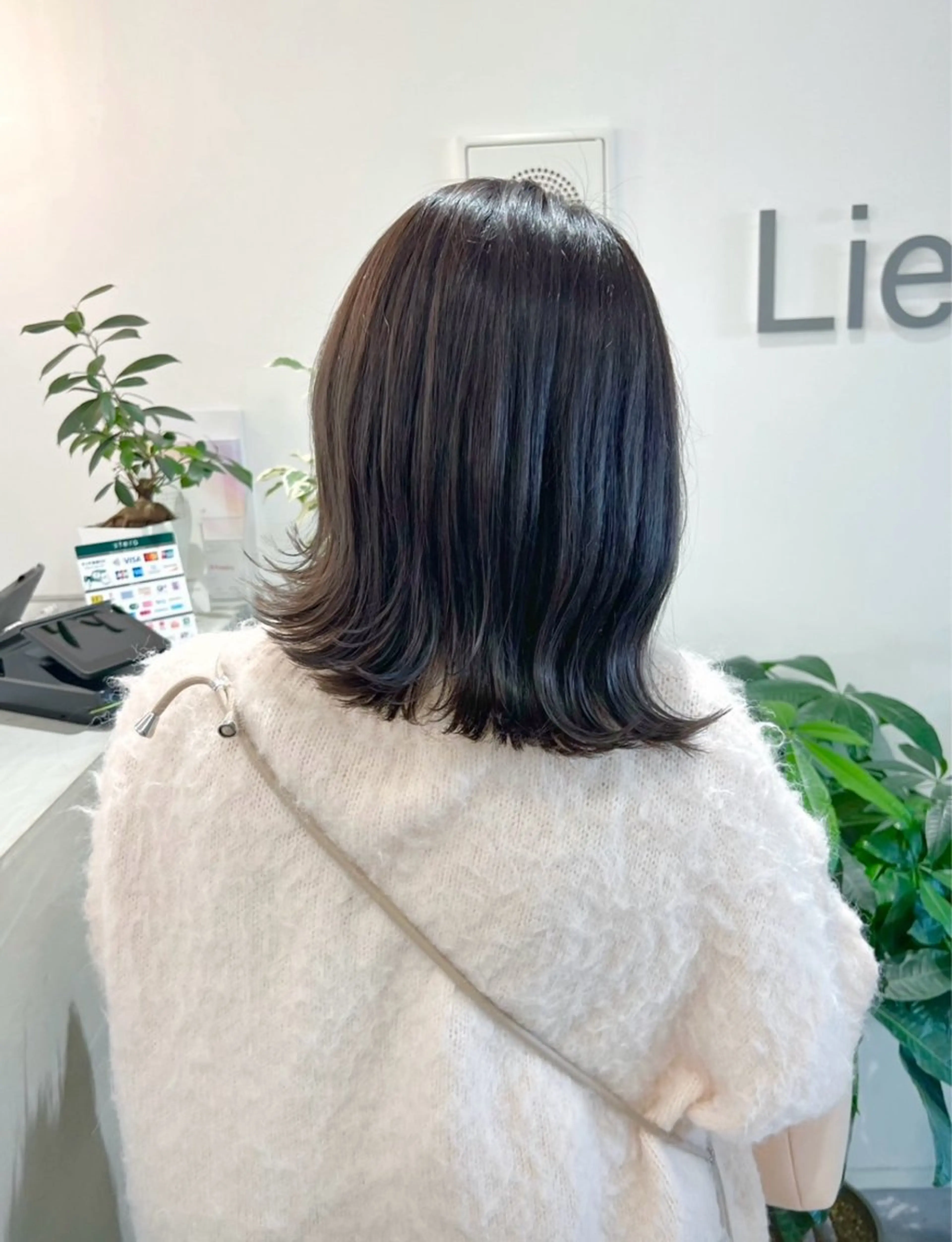 カラー Akane lienのヘアスタイル