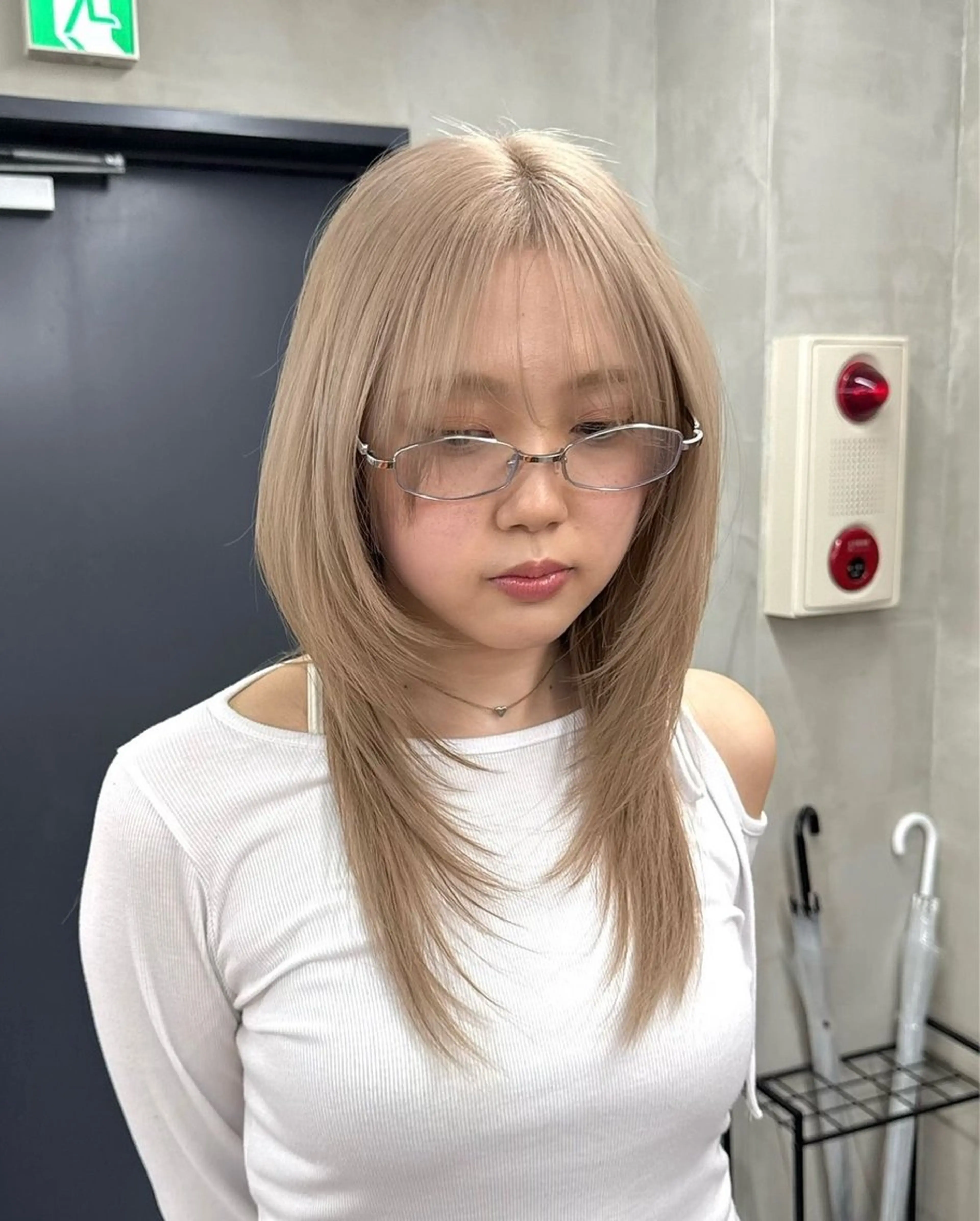 カラー ヘアカラー ALBUM銀座店所属・池袋/ブリーチ 韓国🎀あやか🎀のヘアスタイル