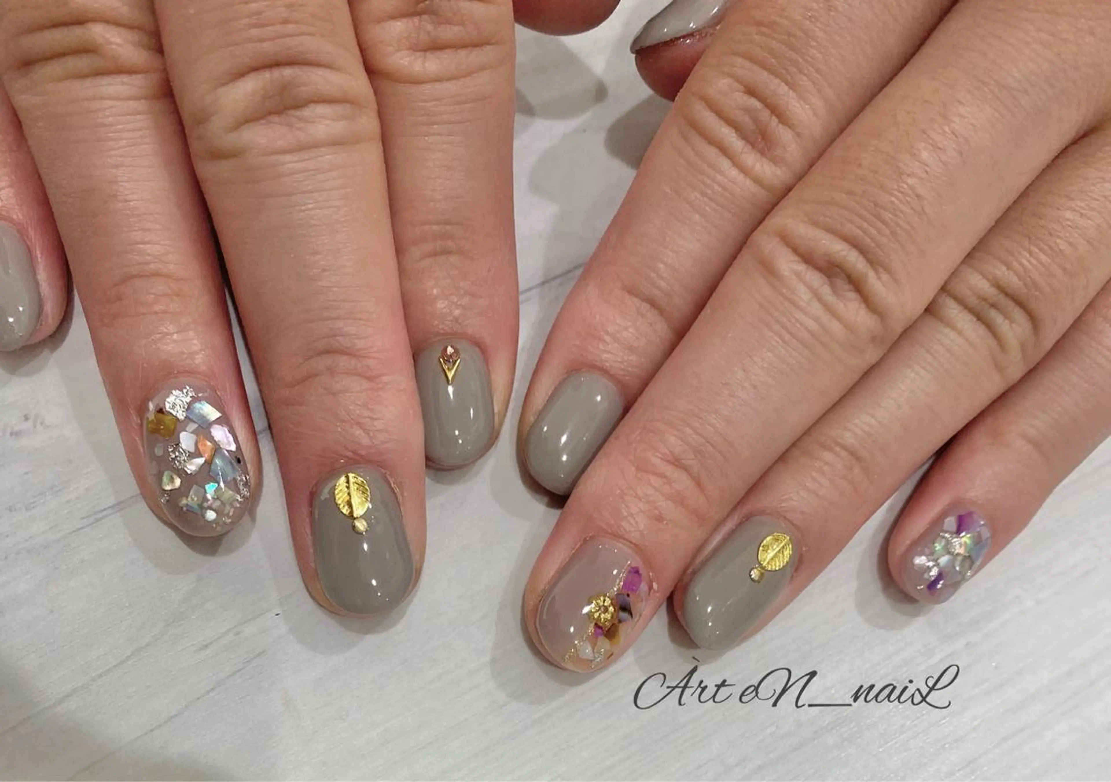 ネイル EN_NAIL 野中本店Ayakaのネイルデザイン