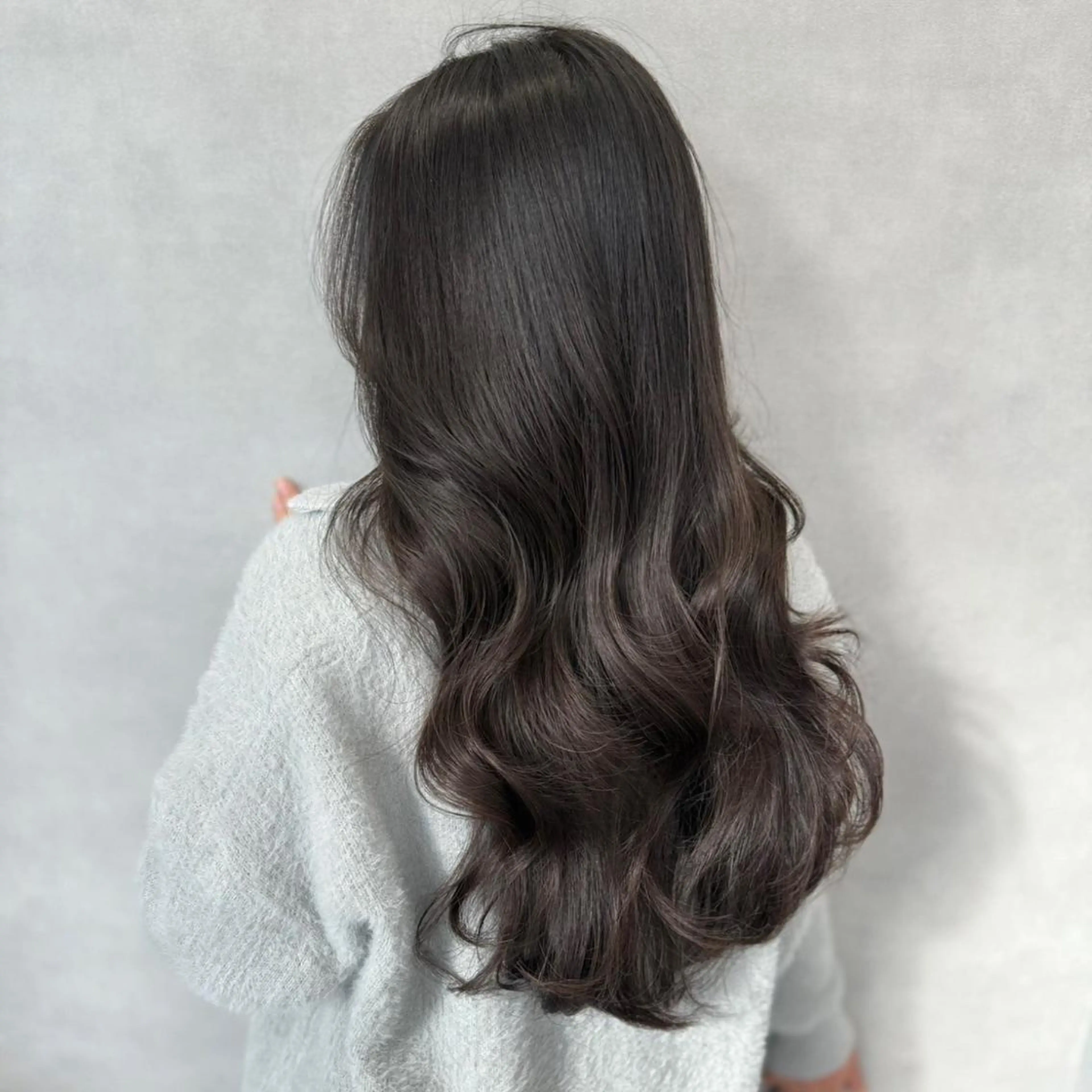 ロング カラー ベージュカラー 透明感カラー ロング ヘアカラー 顔周り🌸ジエクト 🌸濱吉優希🌸のヘアスタイル