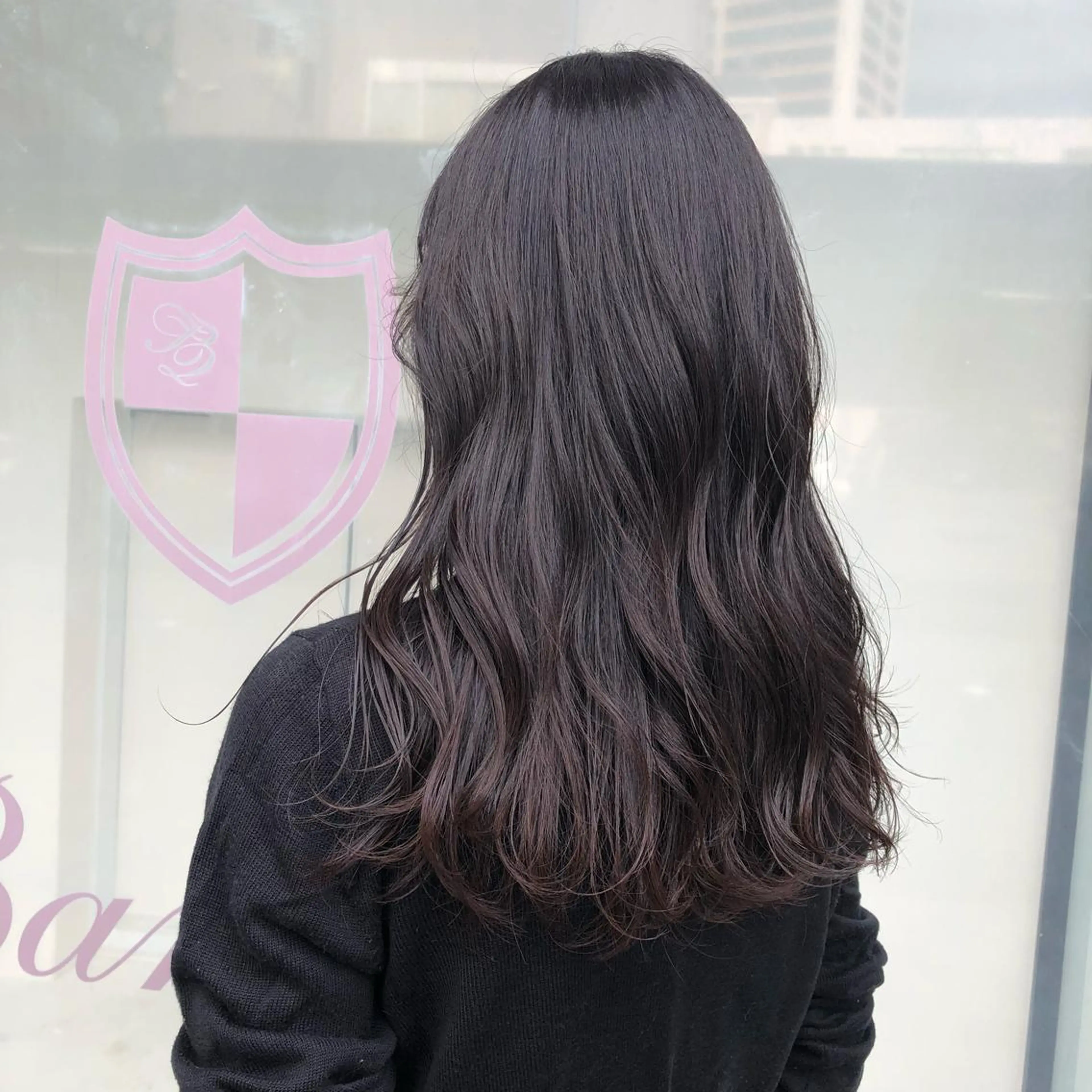 ロング カラー 相川 愛実のヘアスタイル