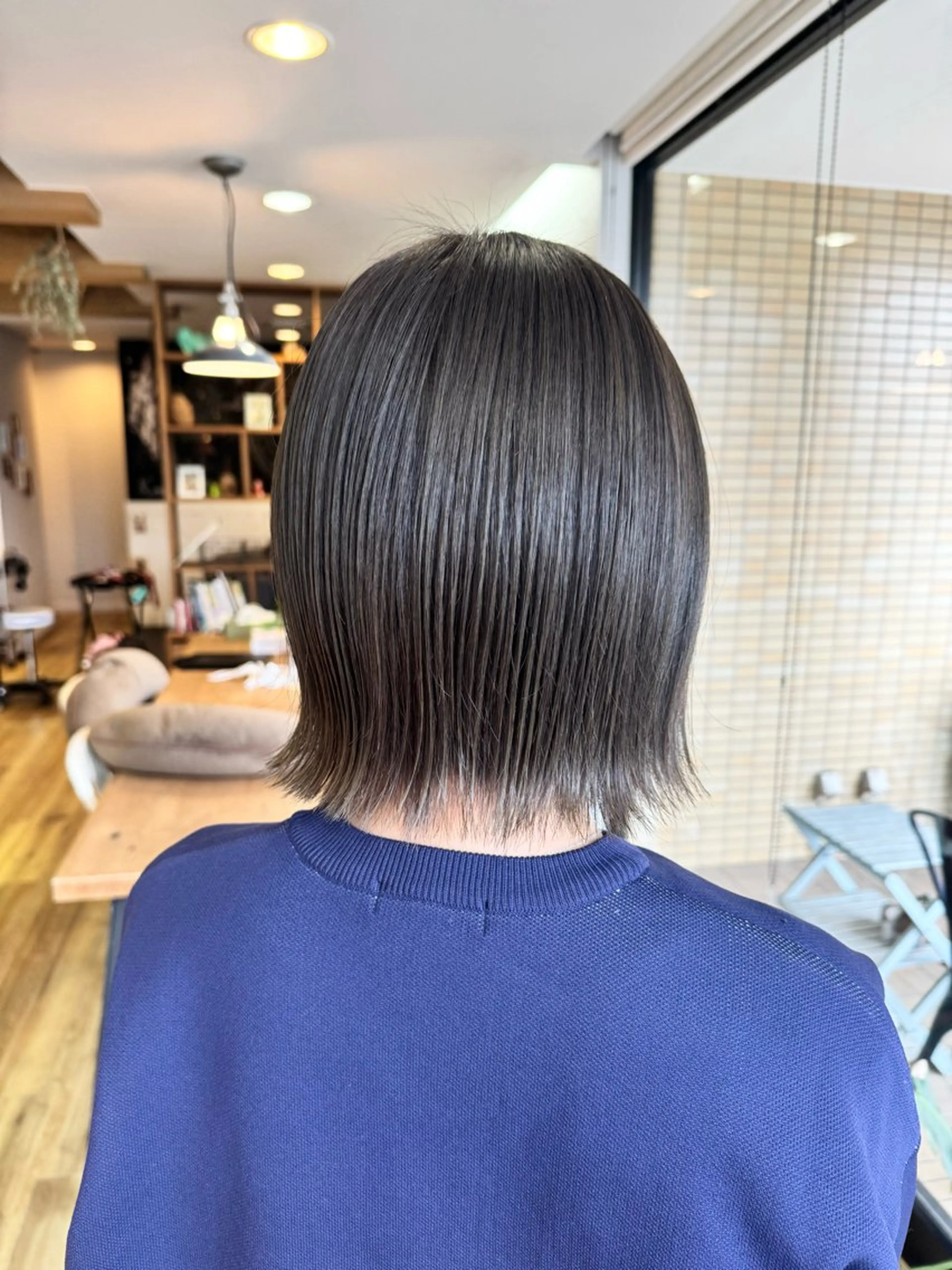 ショート カラー アッシュ アッシュグレー ツキダテ ユイのヘアスタイル