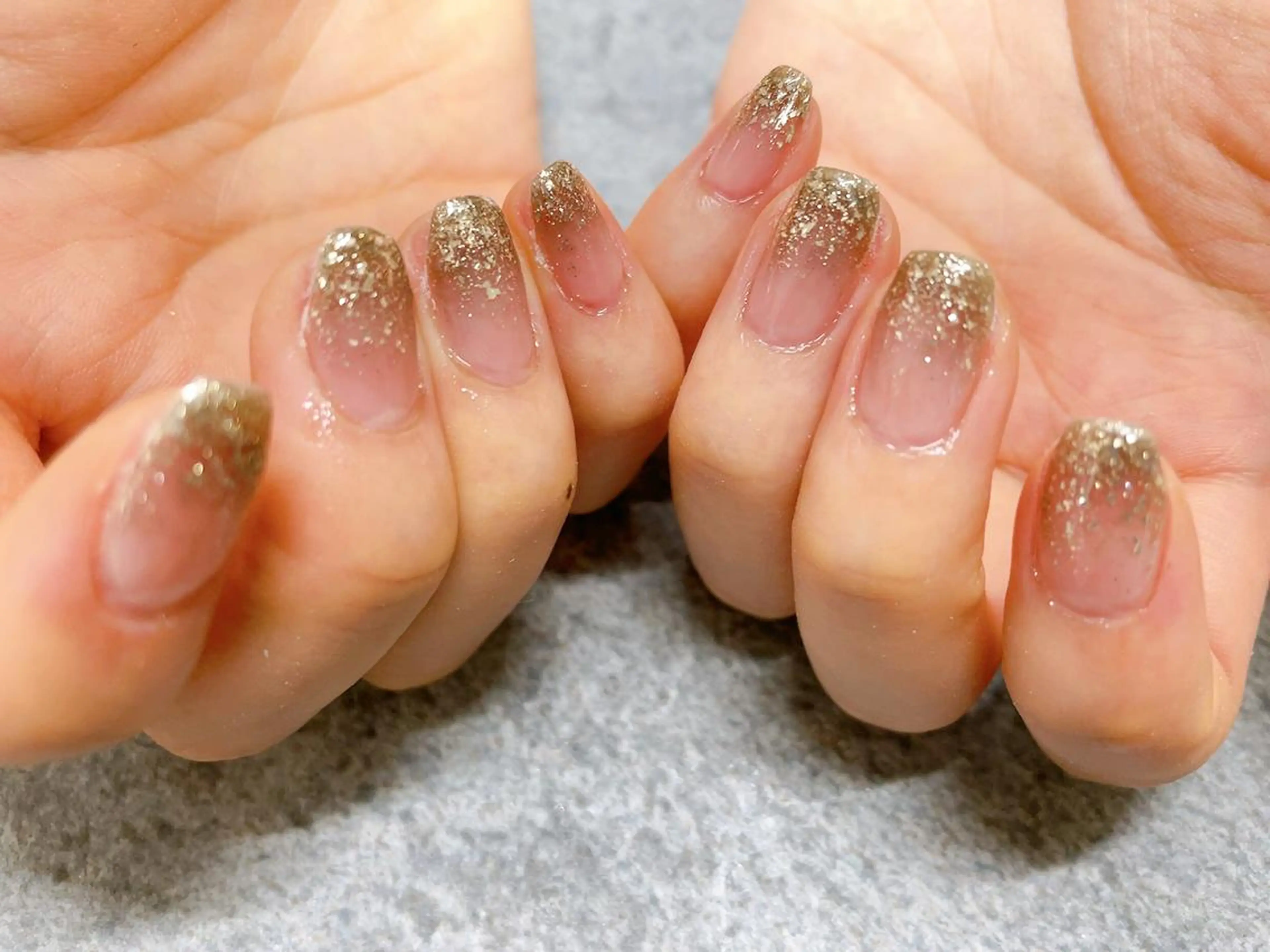 ネイル オーロラネイル フラワーネイル フットネイル フレンチネイル ジェルネイル mogunail &blowのネイルデザイン