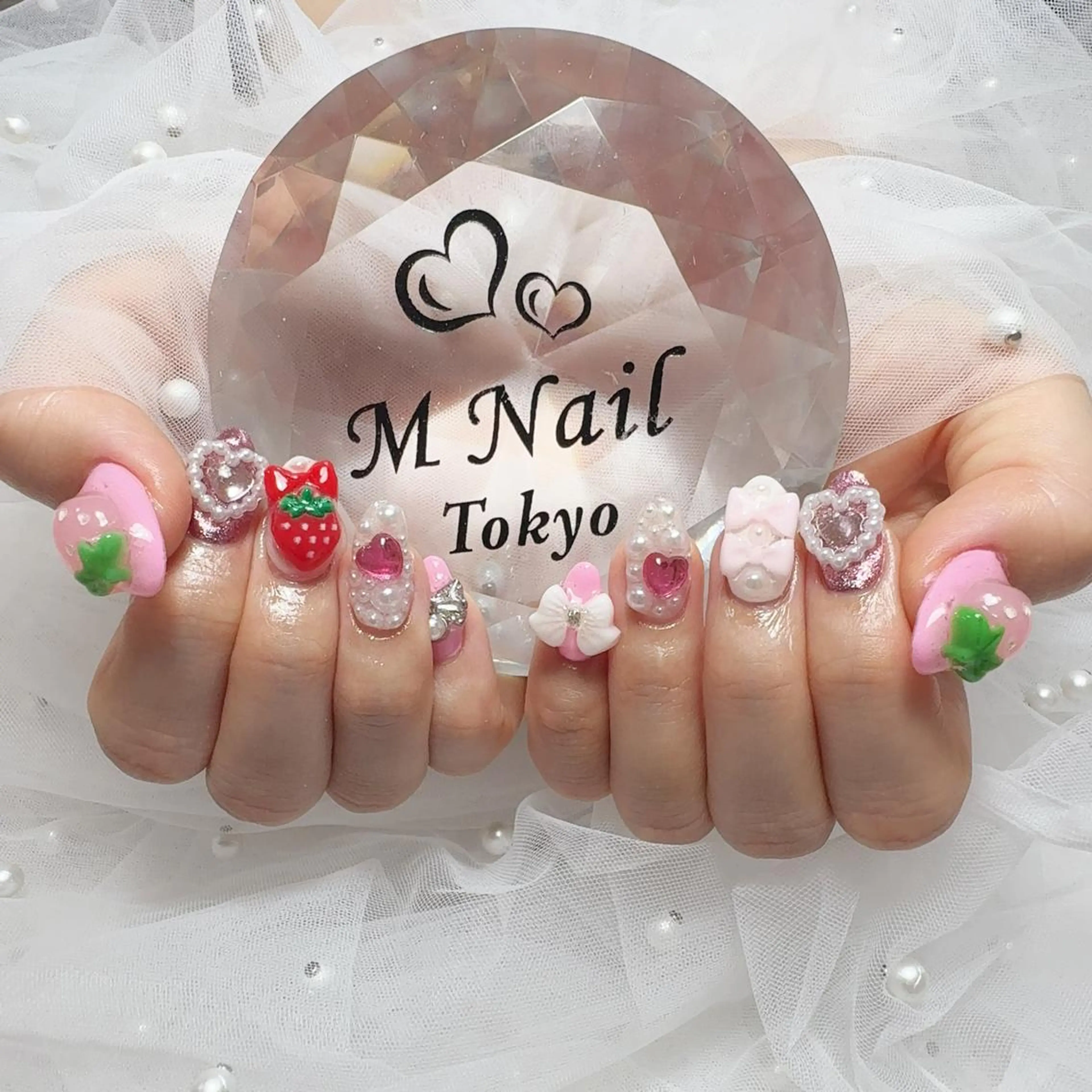 ネイル ハンドネイル M✨ワンホン風ネイル パラジェル取扱🦋ニのネイルデザイン