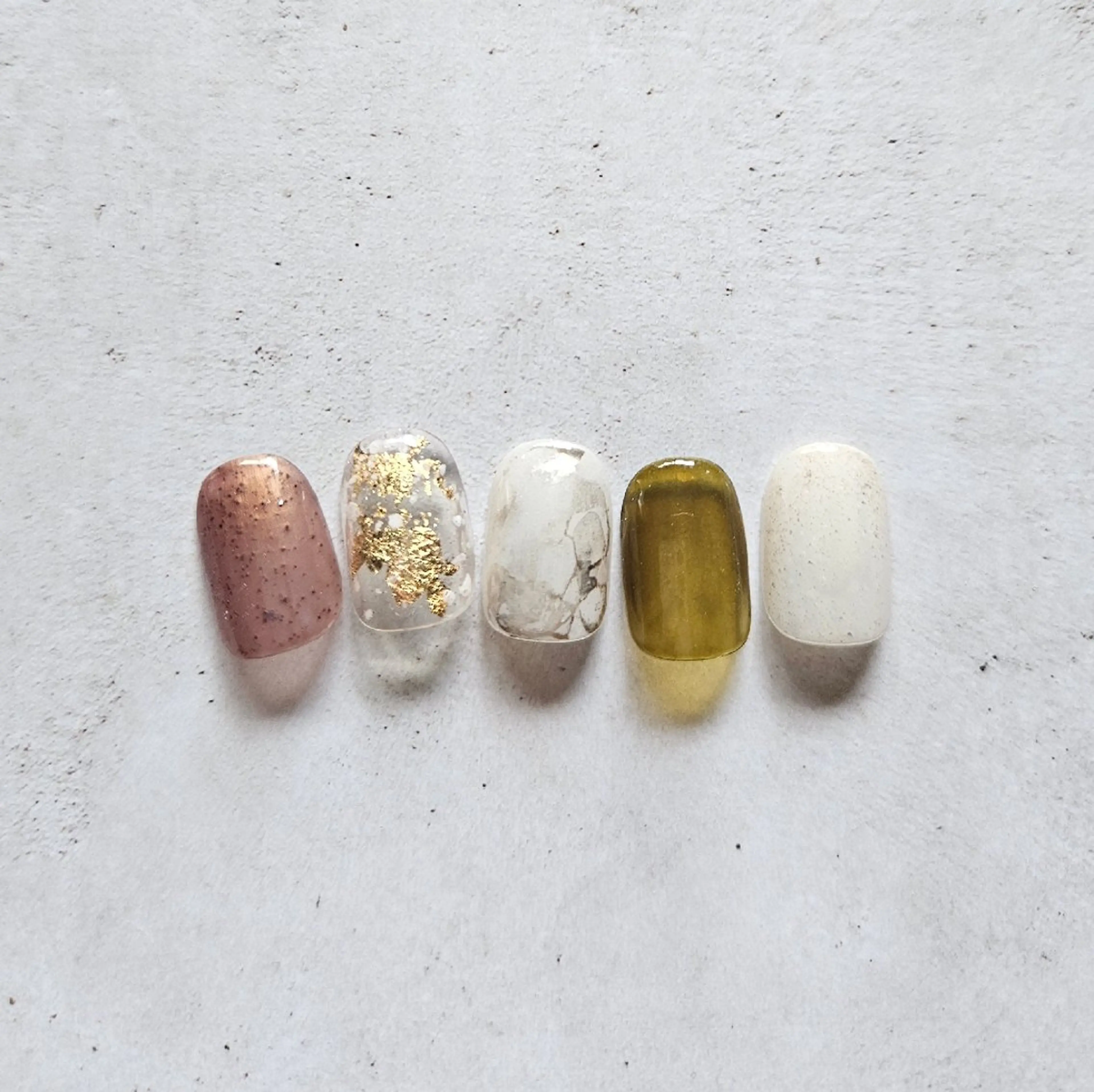 ネイル ニュアンスネイル シンプルネイル ハンドネイル Nailsalon manoのネイルデザイン