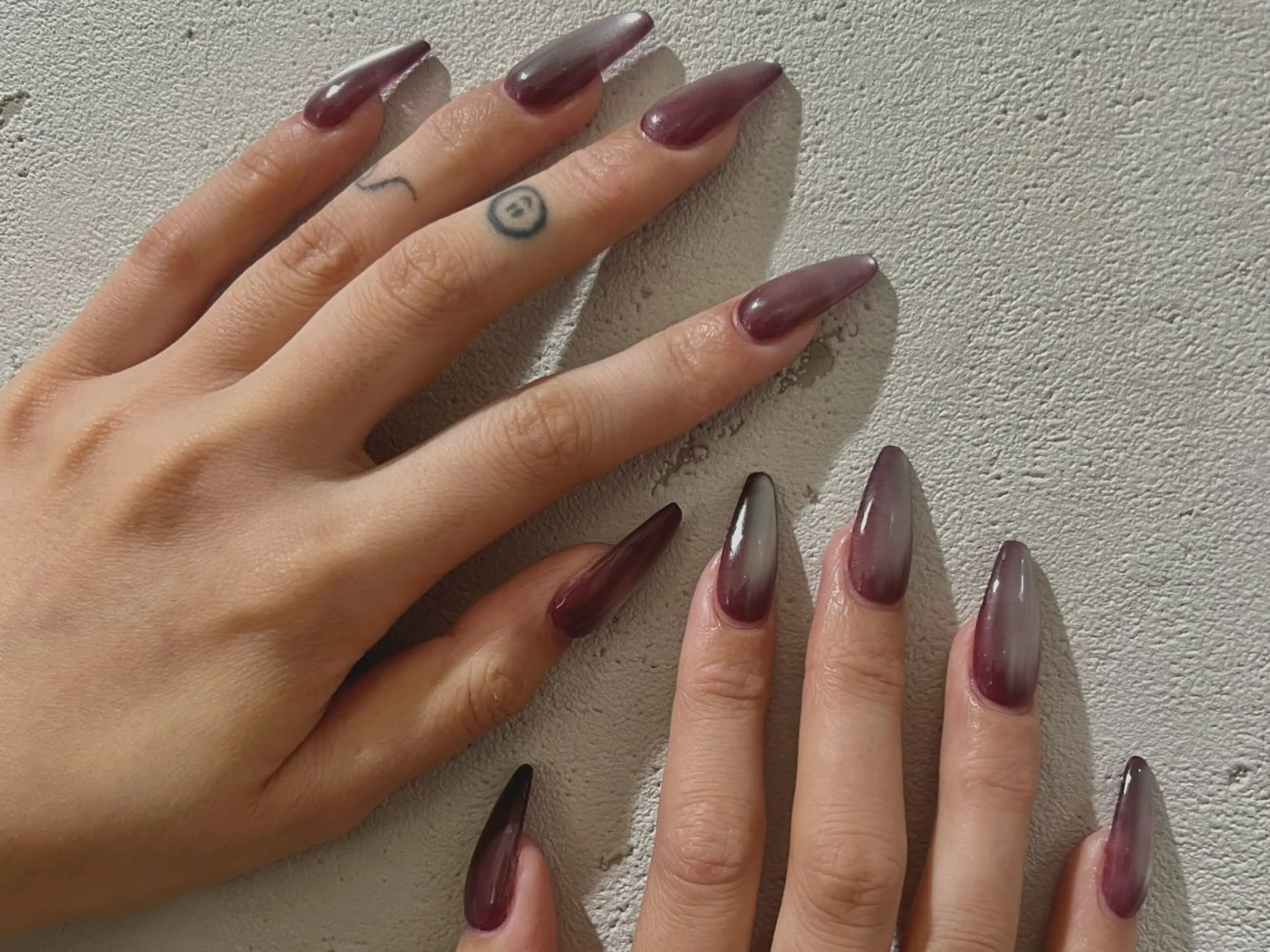 ネイル クリアネイル マグネットネイル ワンカラーネイル ハンドネイル the MAISS / HONOKAのネイルデザイン