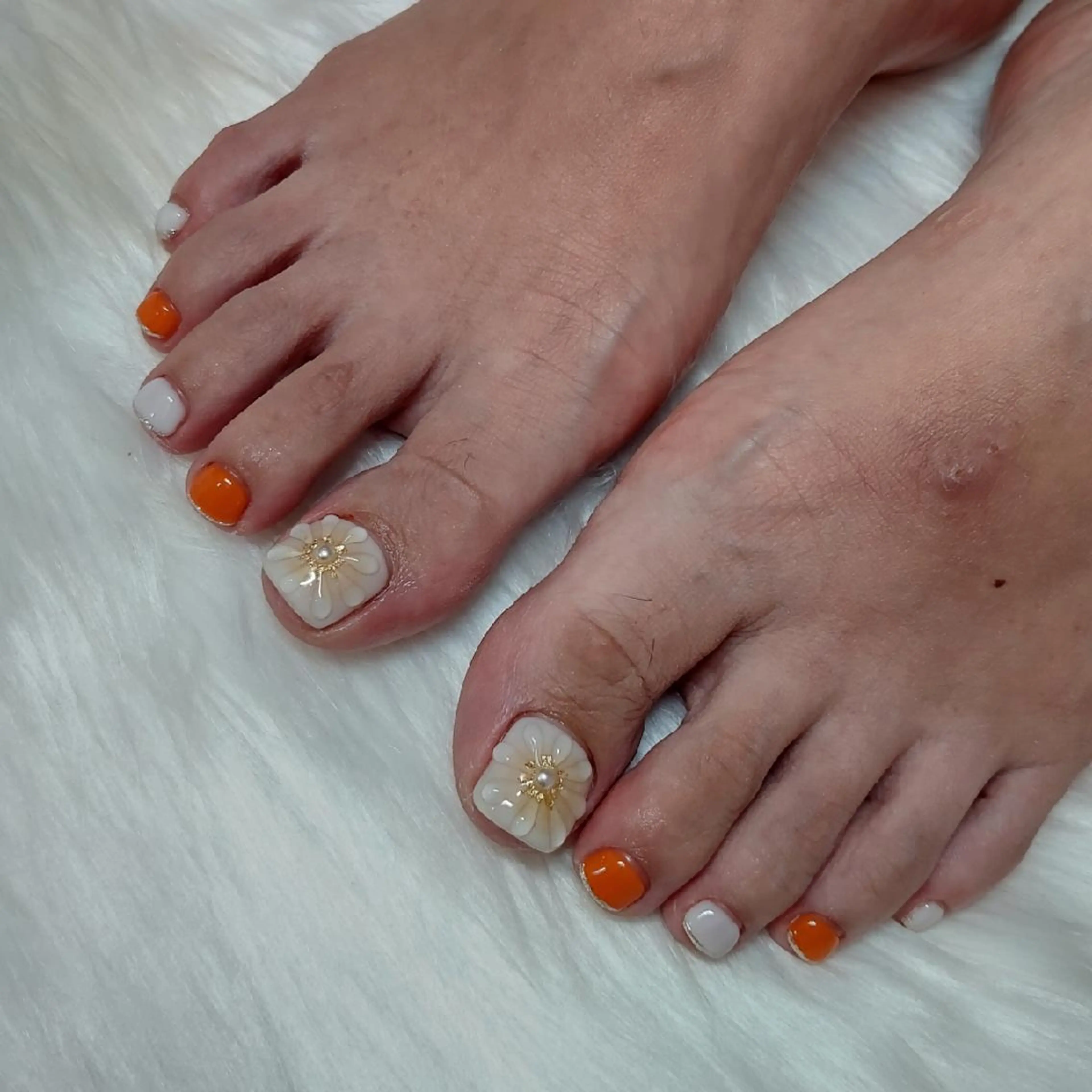 ネイル フットネイル ジェヌインネイル 河内のネイルデザイン