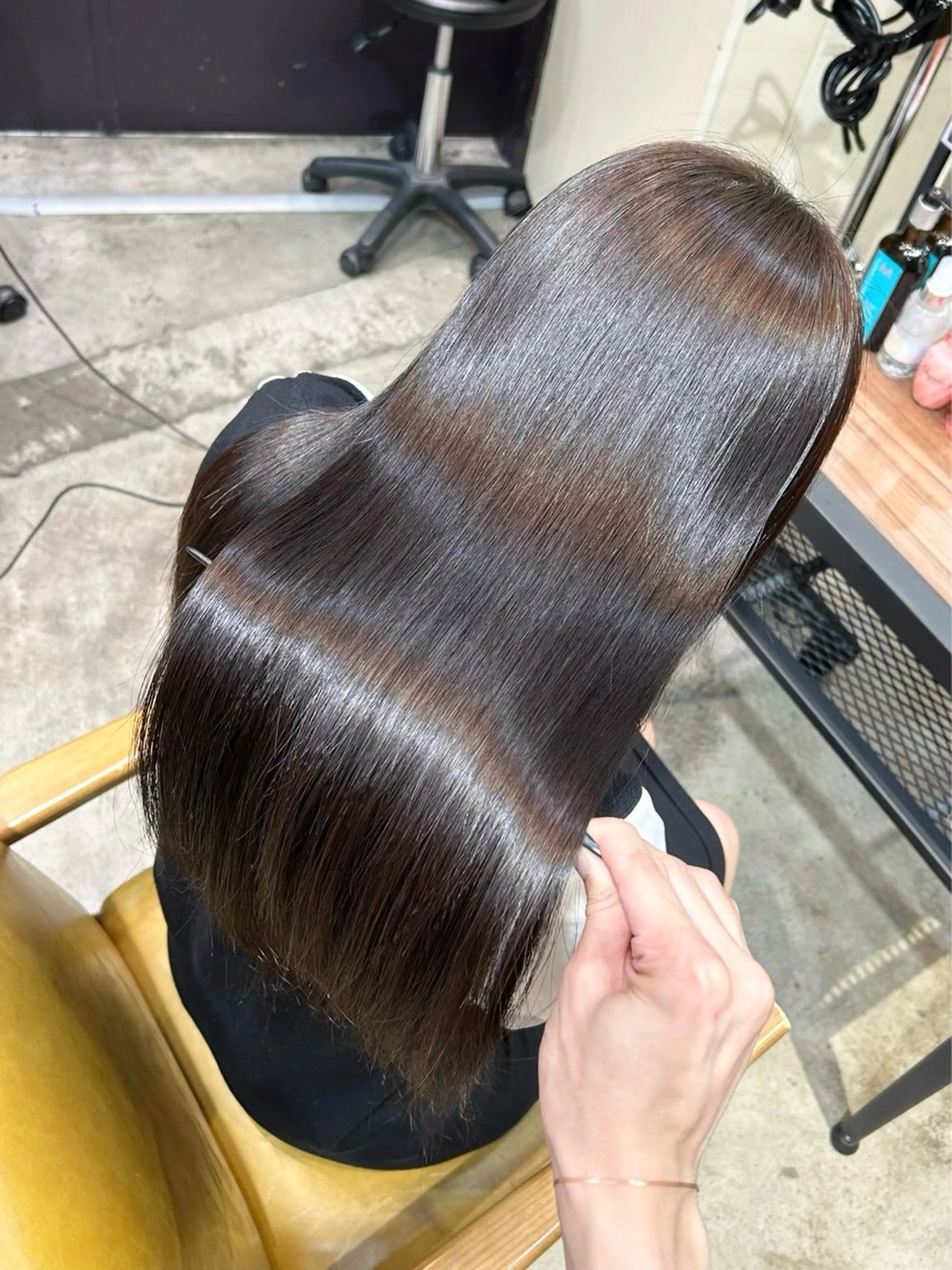 ロング 縮毛矯正 トリートメント 若槻 雄哉のヘアスタイル