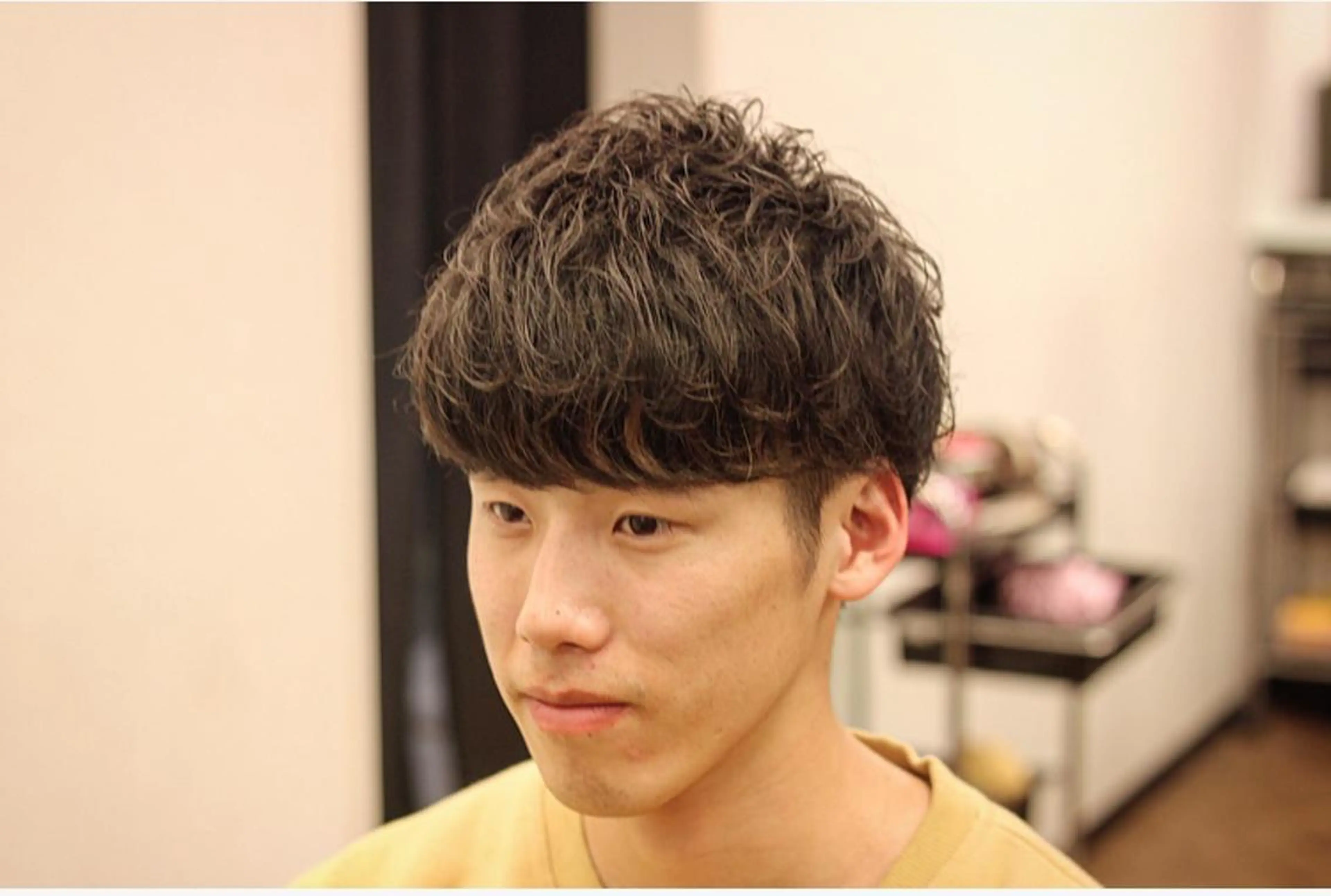 ショート パーマ メンズ マッシュ メンズパーマ 刈り上げ 前田賢生 ご新規様はNGのヘアスタイル