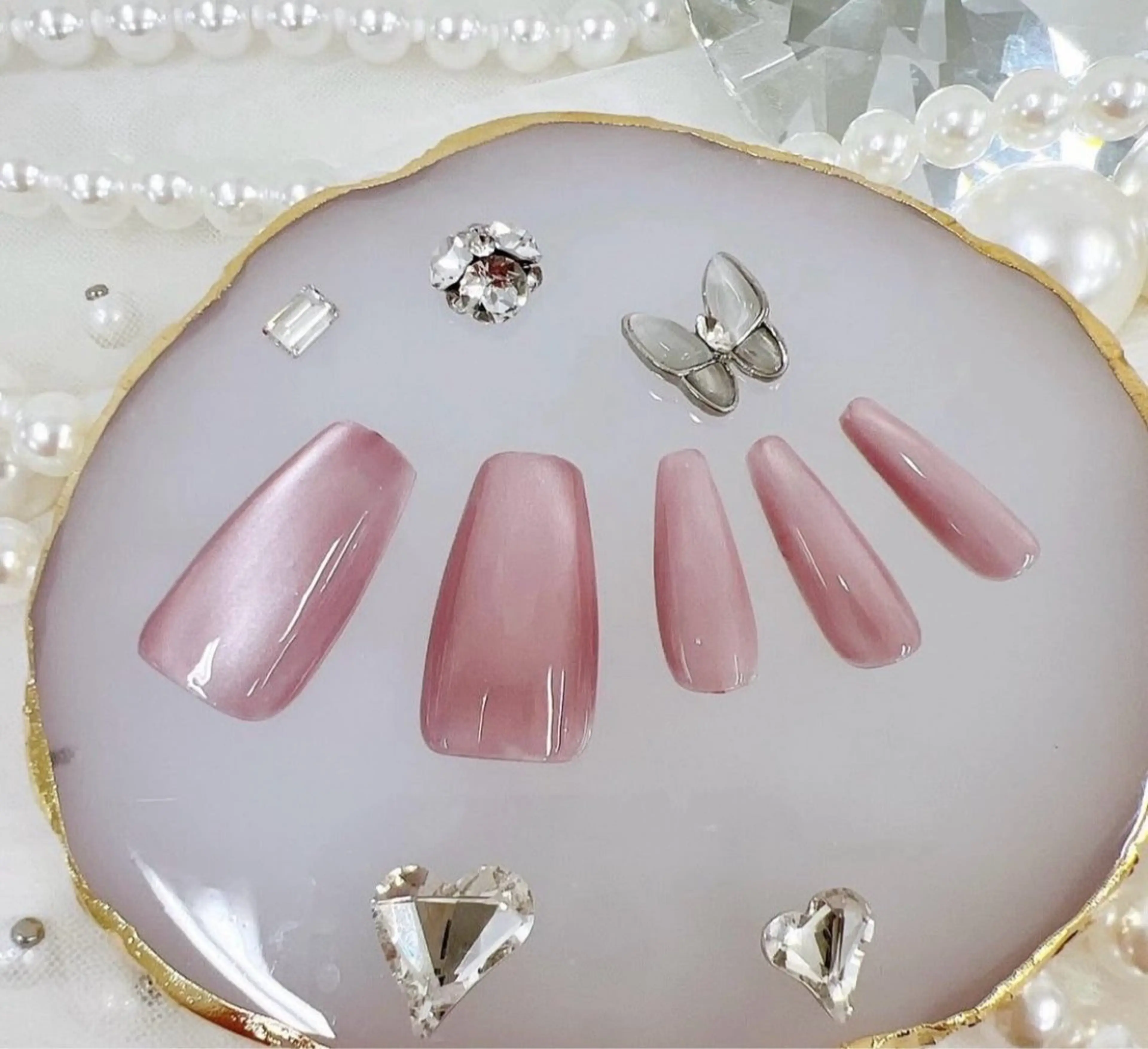 ネイル フットネイル フレンチネイル ジェルネイル ガラスフレンチ キラキラネイル Queeens nailのネイルデザイン
