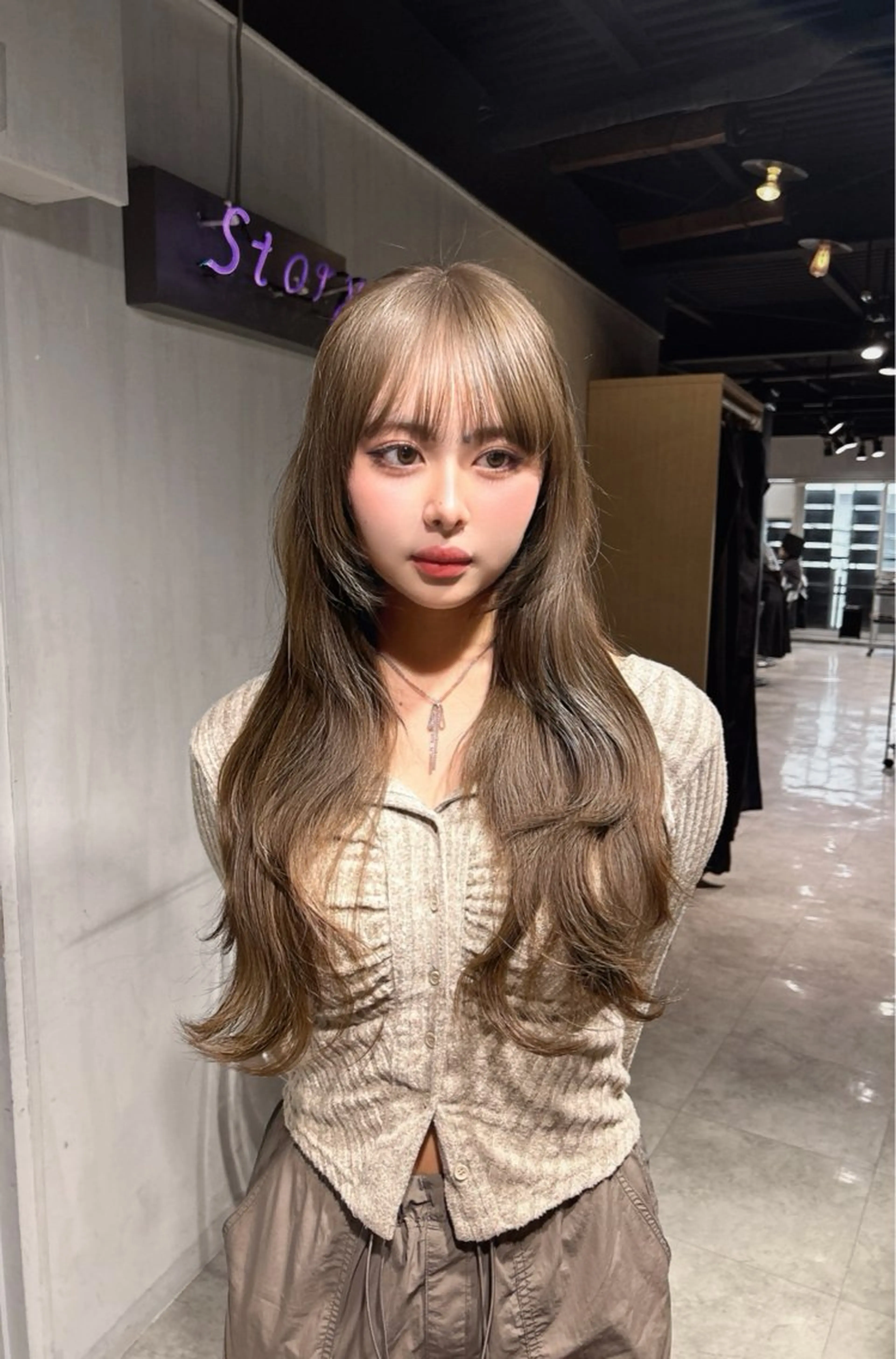 ロング 韓国風カラー 卒業式のヘアスタイル ハッシュカット 韓国風ヘア レイヤーカット MEI🎀垢抜けカラ ー🎀韓国styleのヘアスタイル