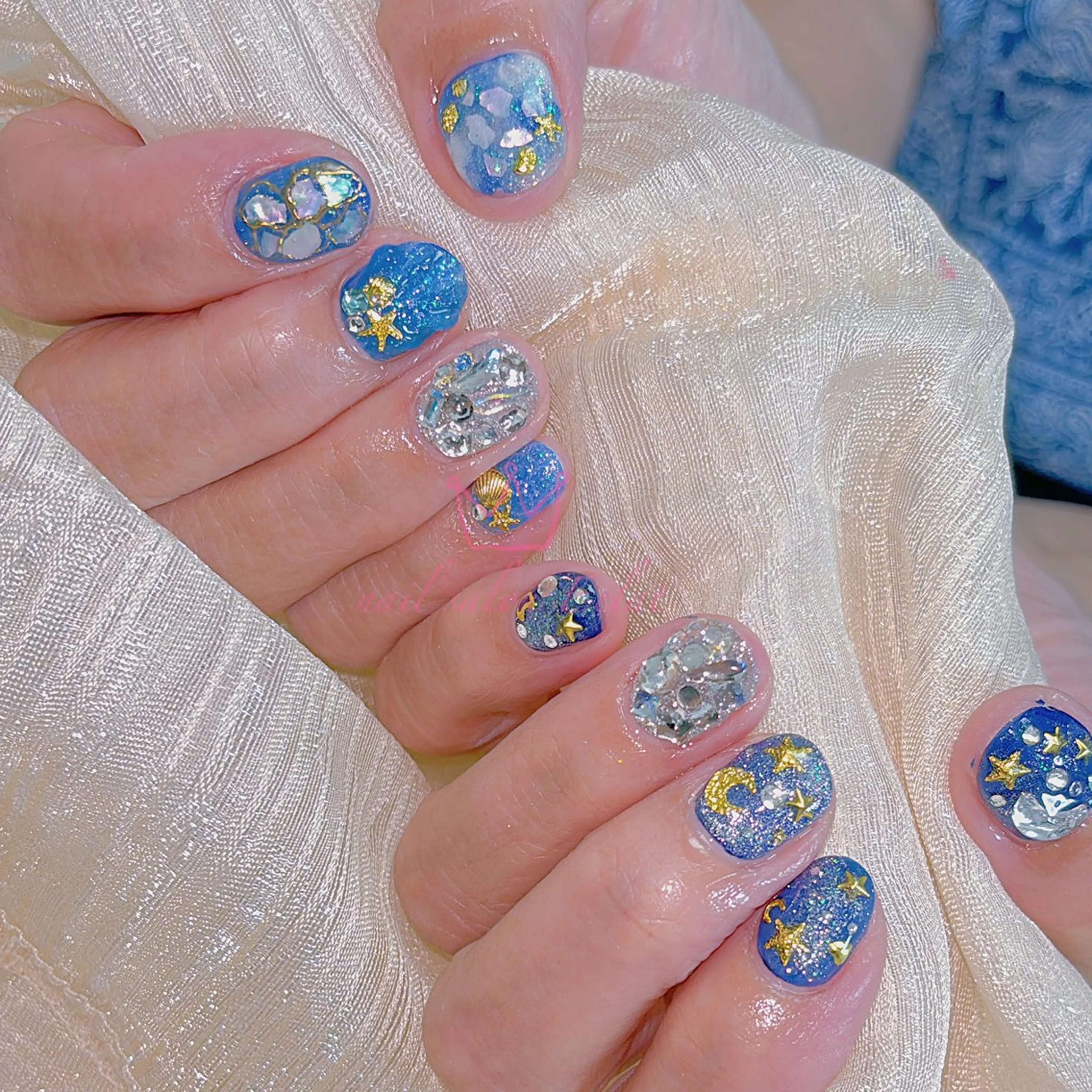 ネイル ネイルサロンエクラ 🫧Shizukaのネイルデザイン