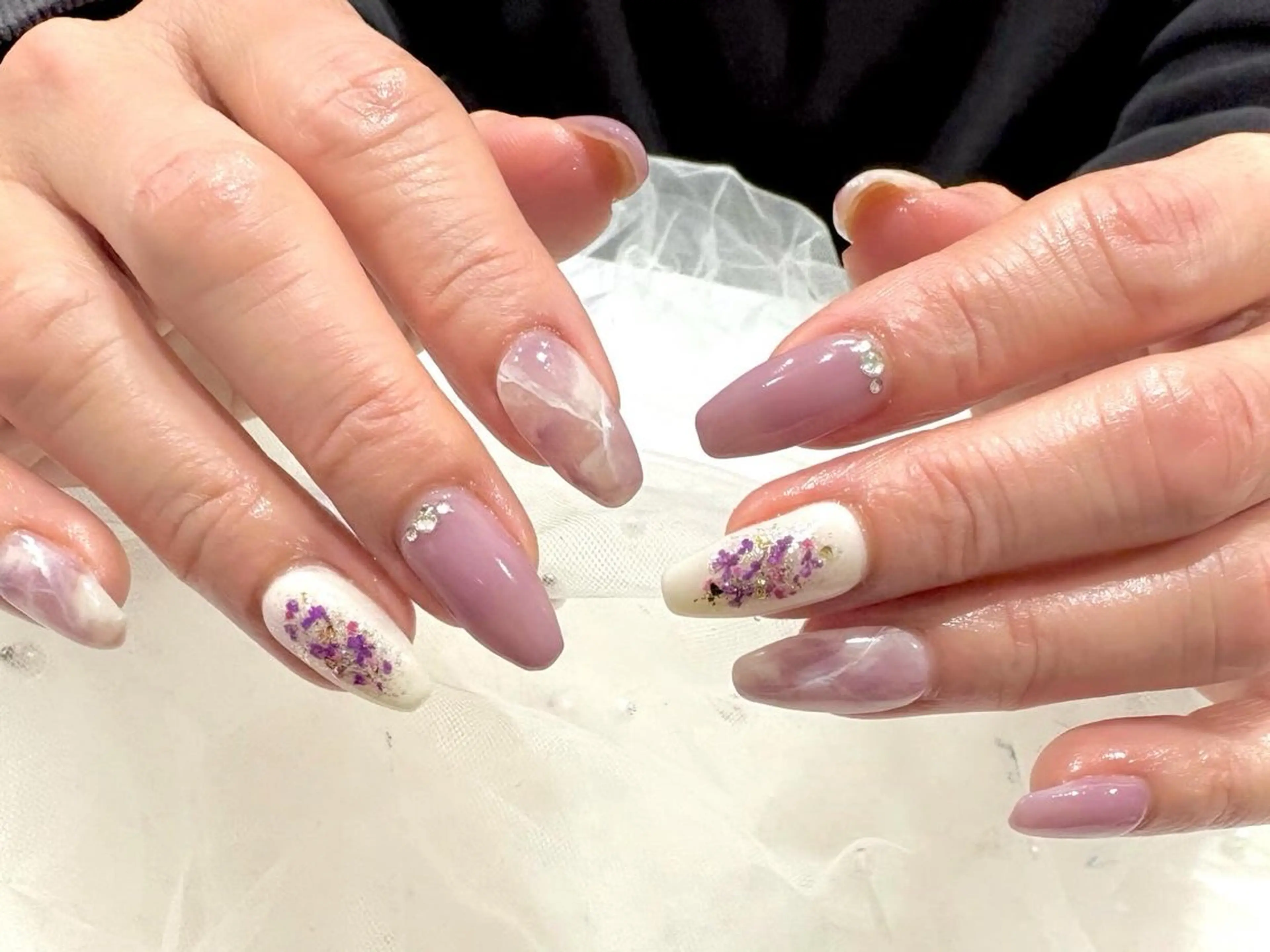 ネイル フラワーネイル 大理石ネイル(マーブル) 春ネイル Nail salon Cielel⟡Ayaのネイルデザイン