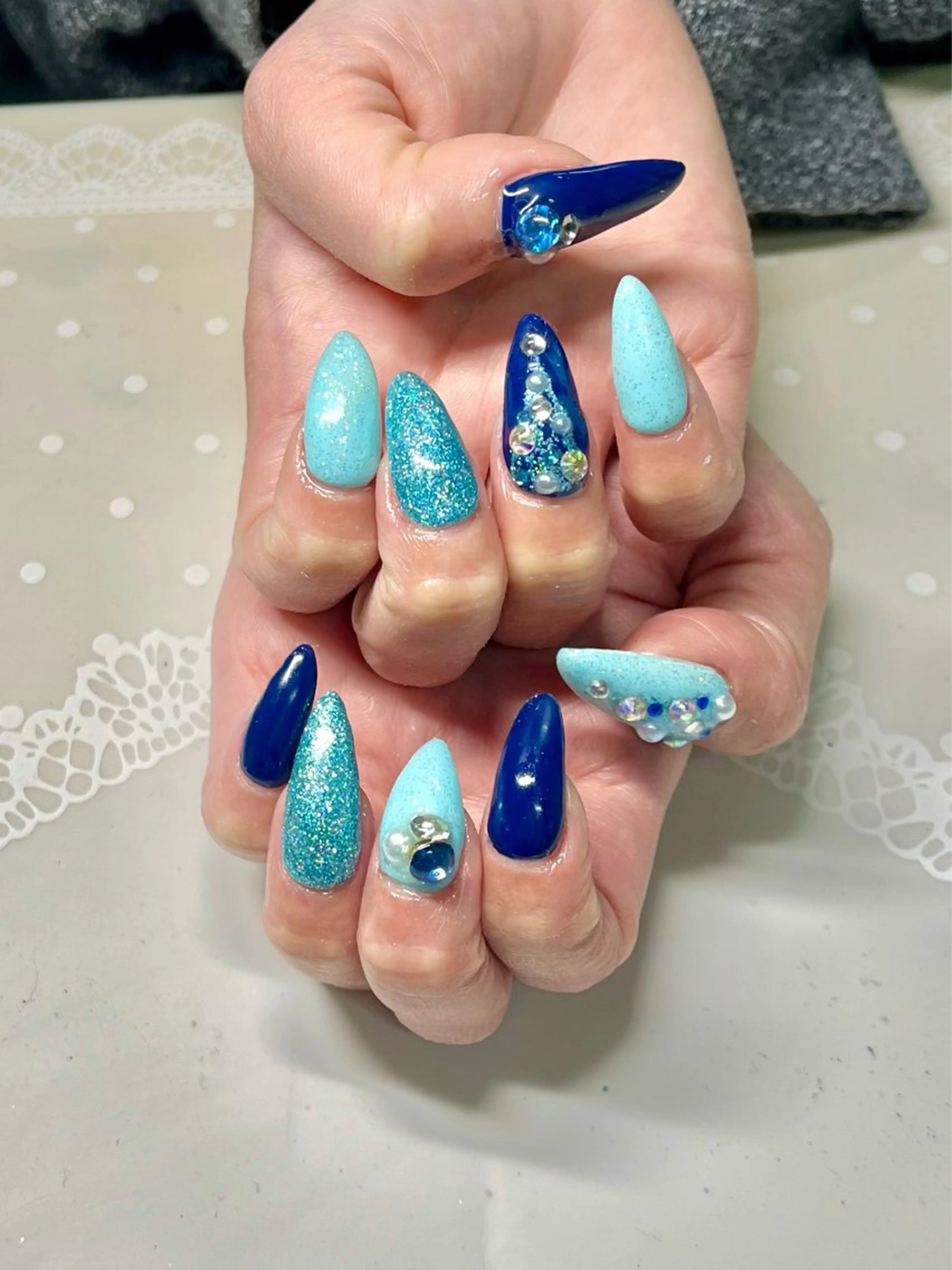 ネイル 新宿ネイルサロン ジェミディローサのネイルデザイン