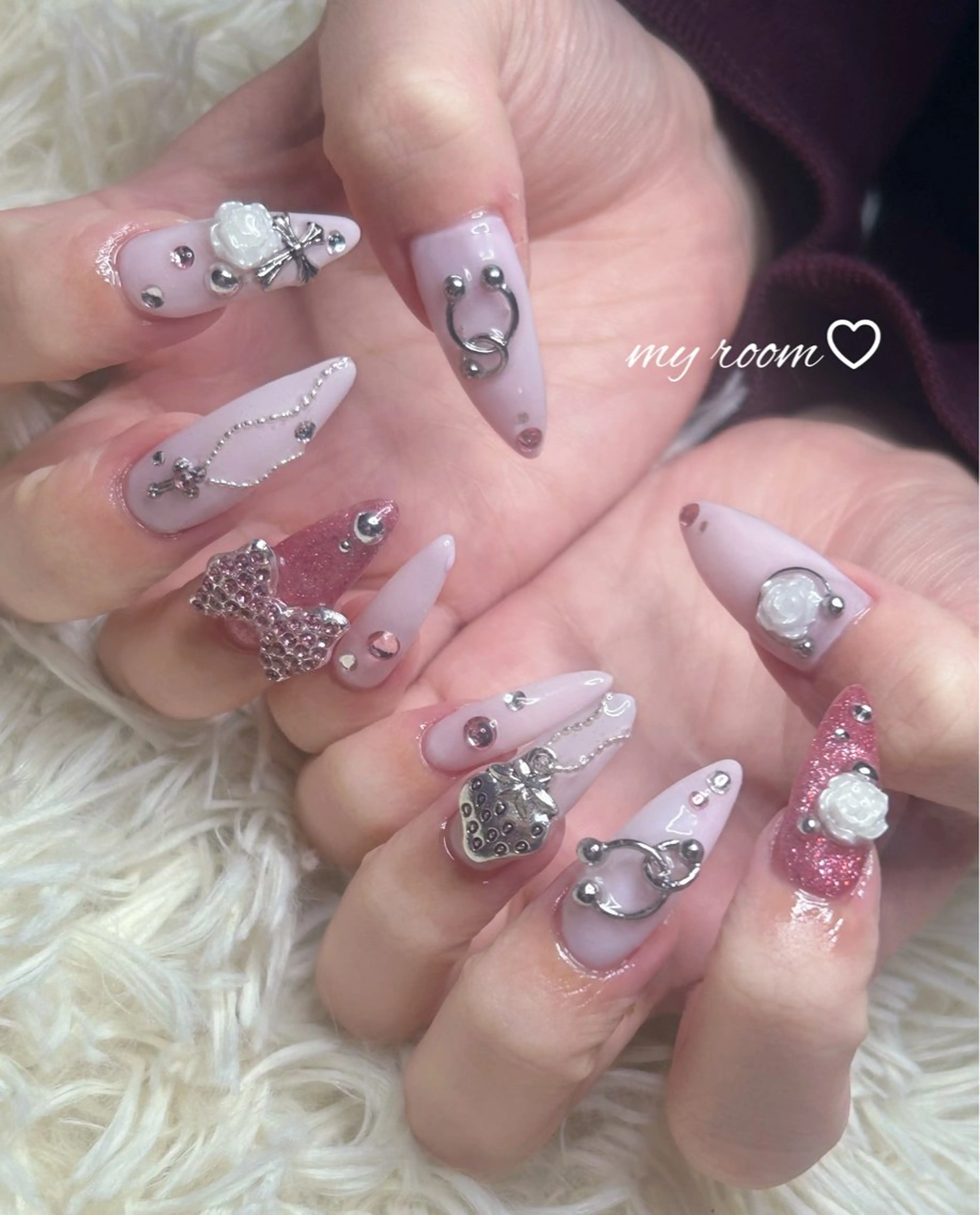 ネイル うるま市サロン Yuko Izawaのネイルデザイン