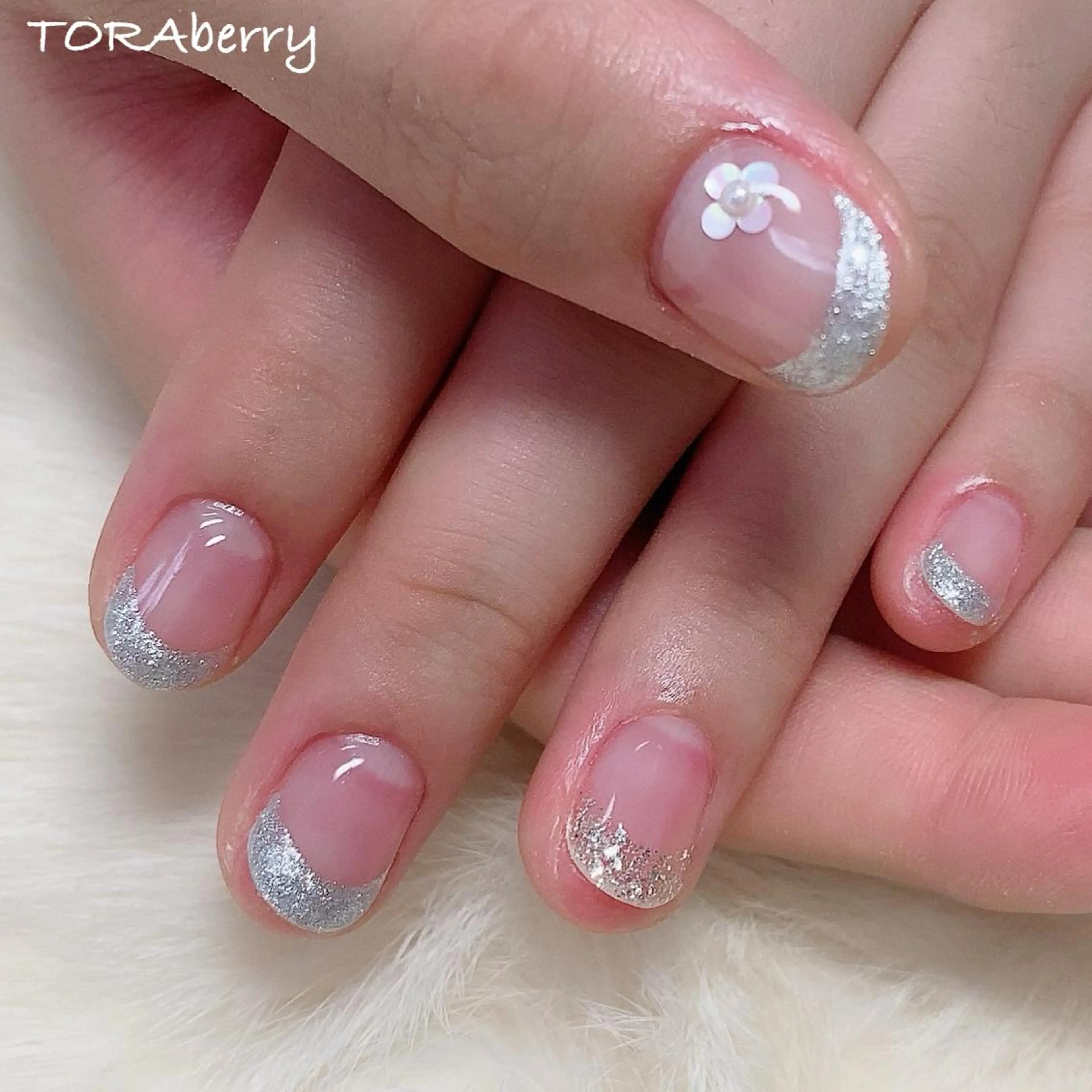 ネイル ネイリスト なつみのネイルデザイン