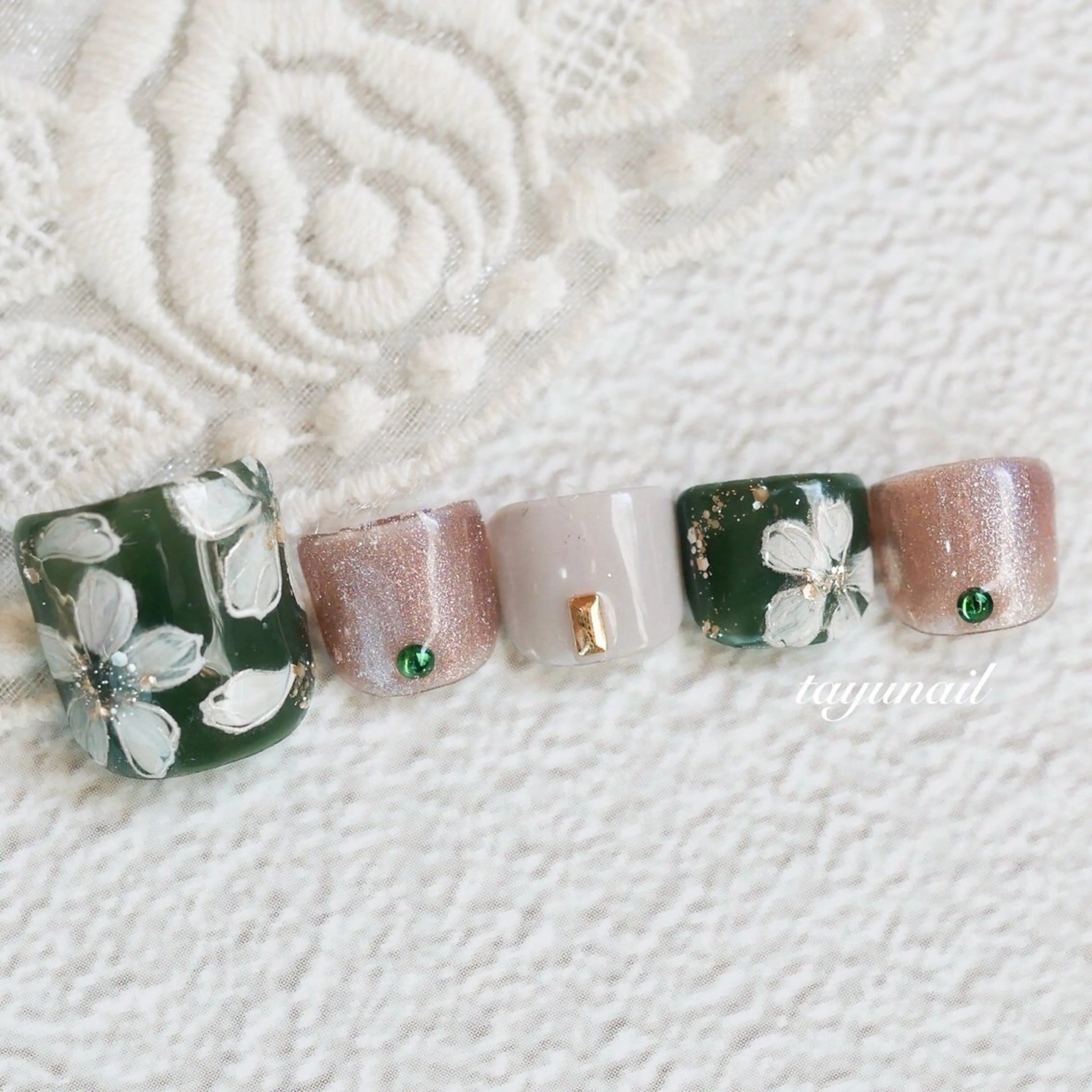 ネイル フットネイル ジェルネイル パラジェル ネイルサロン 【たゆnail】のネイルデザイン