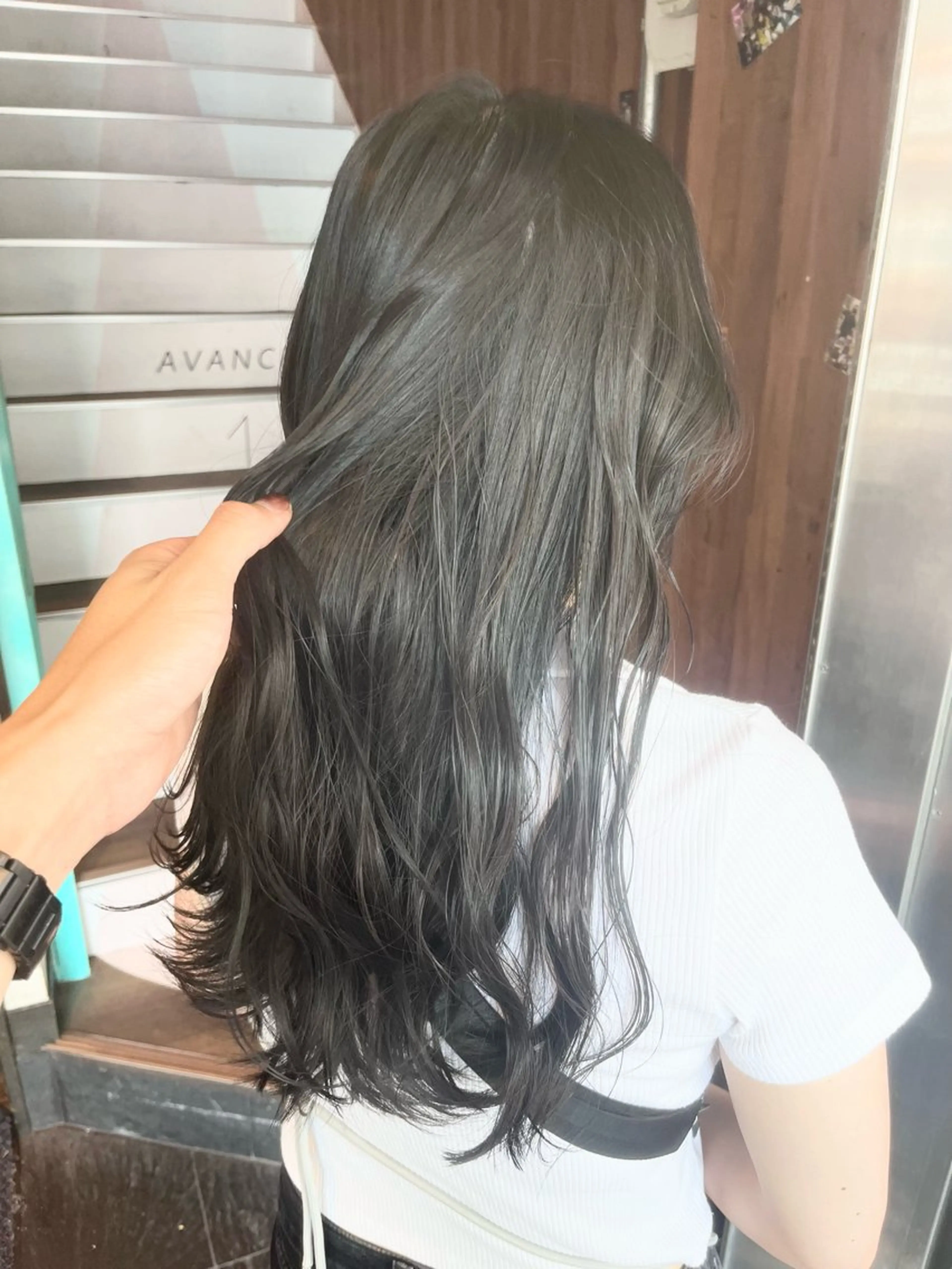 ロング カラー パーマ ヘアアレンジ メンズ キッズ メンズインナーカラー アディクシーカラー 透明感カラー インナーカラー カット ヘアカラー トリートメント 【暗め透明感カラー】 【インナー】小島良太のヘアスタイル