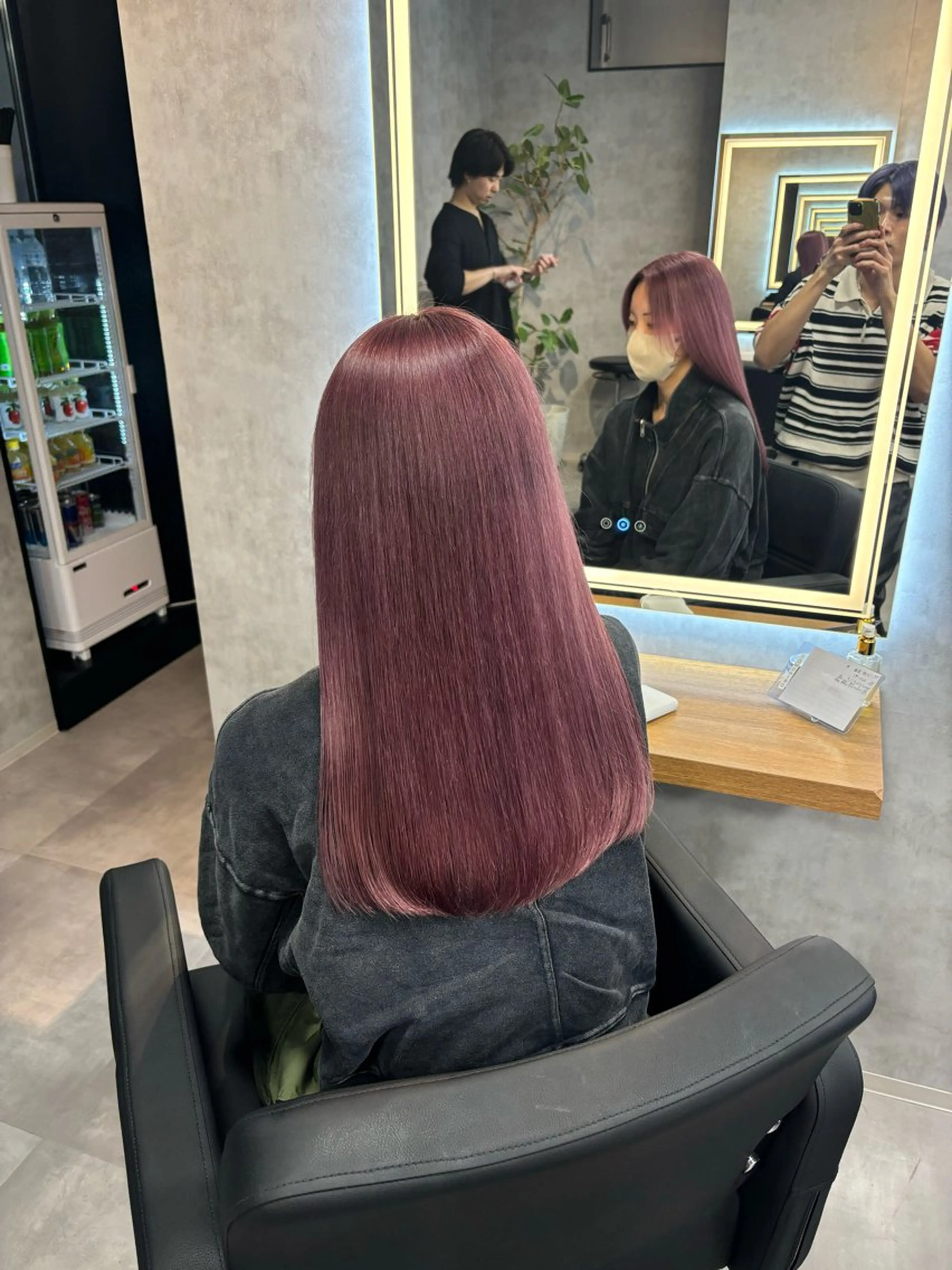 ロング カラー パーマ ヘアアレンジ 透明感ブリーチカラー 🌈TOMOHIROのヘアスタイル