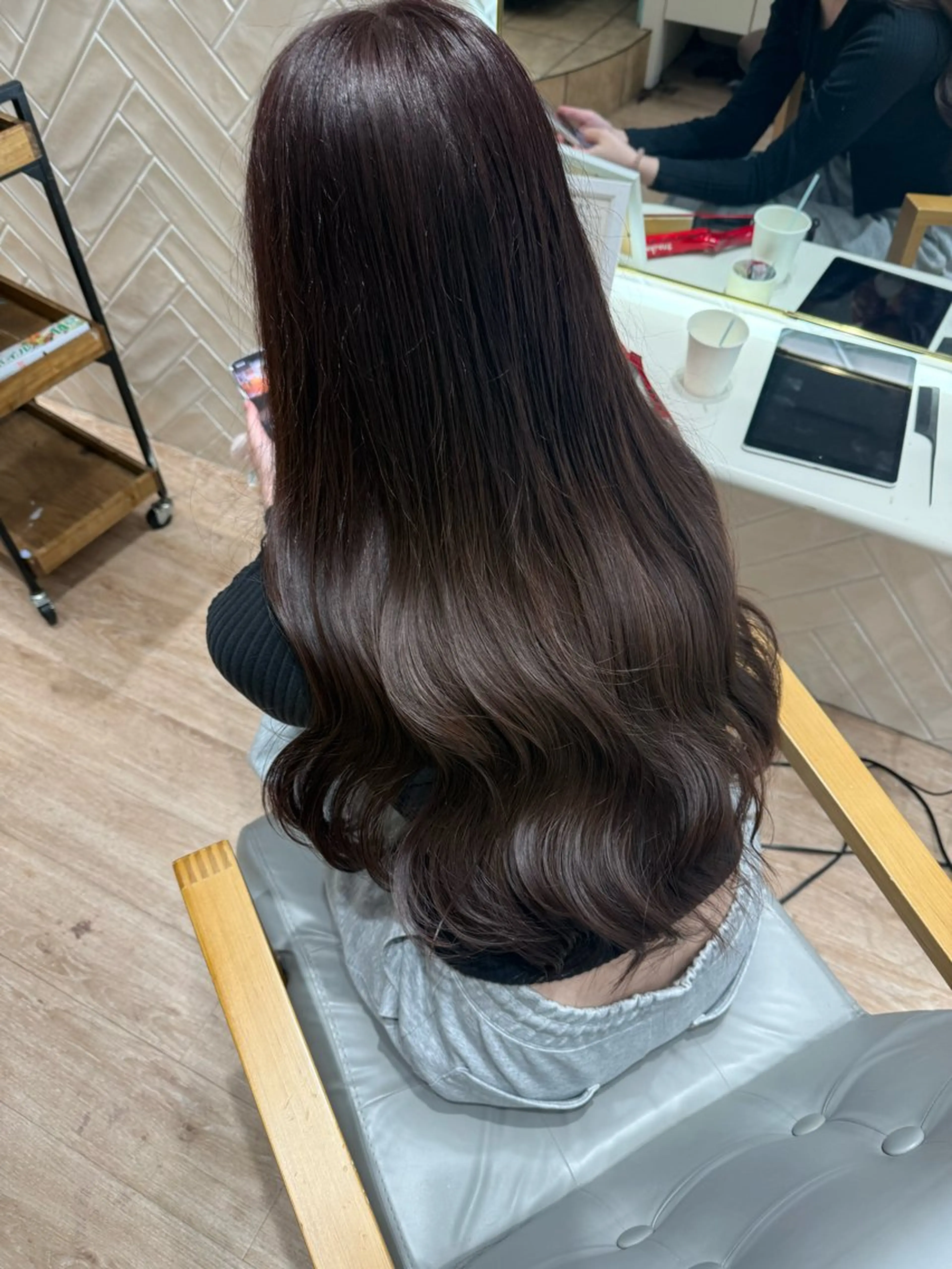 ロング カラー ヘアカラー トリートメント 石川 夢乃のヘアスタイル