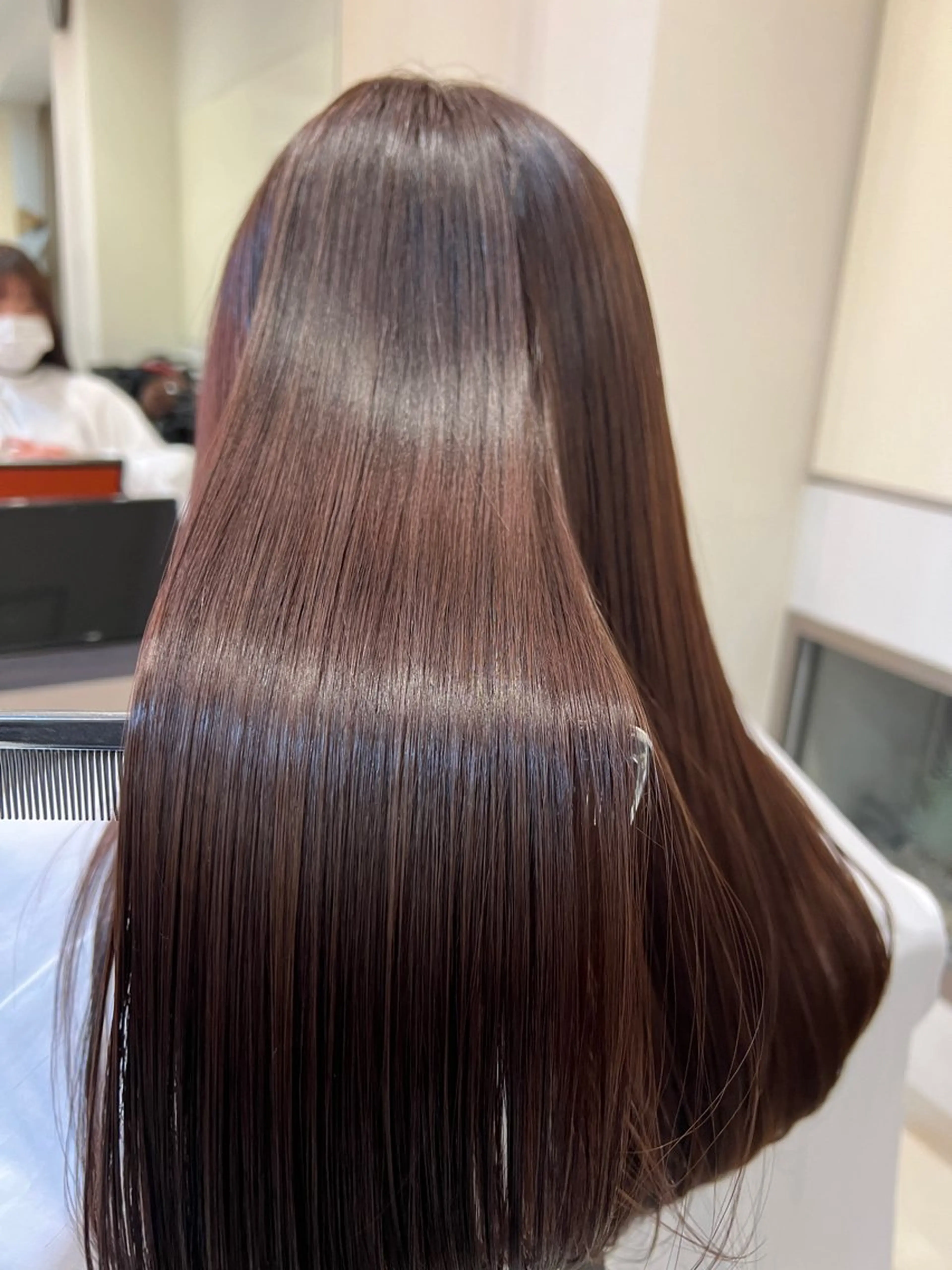 セミロング カラー AIconic nagoya所属・縮毛矯正/ レイヤー/ミディアムのヘアスタイル