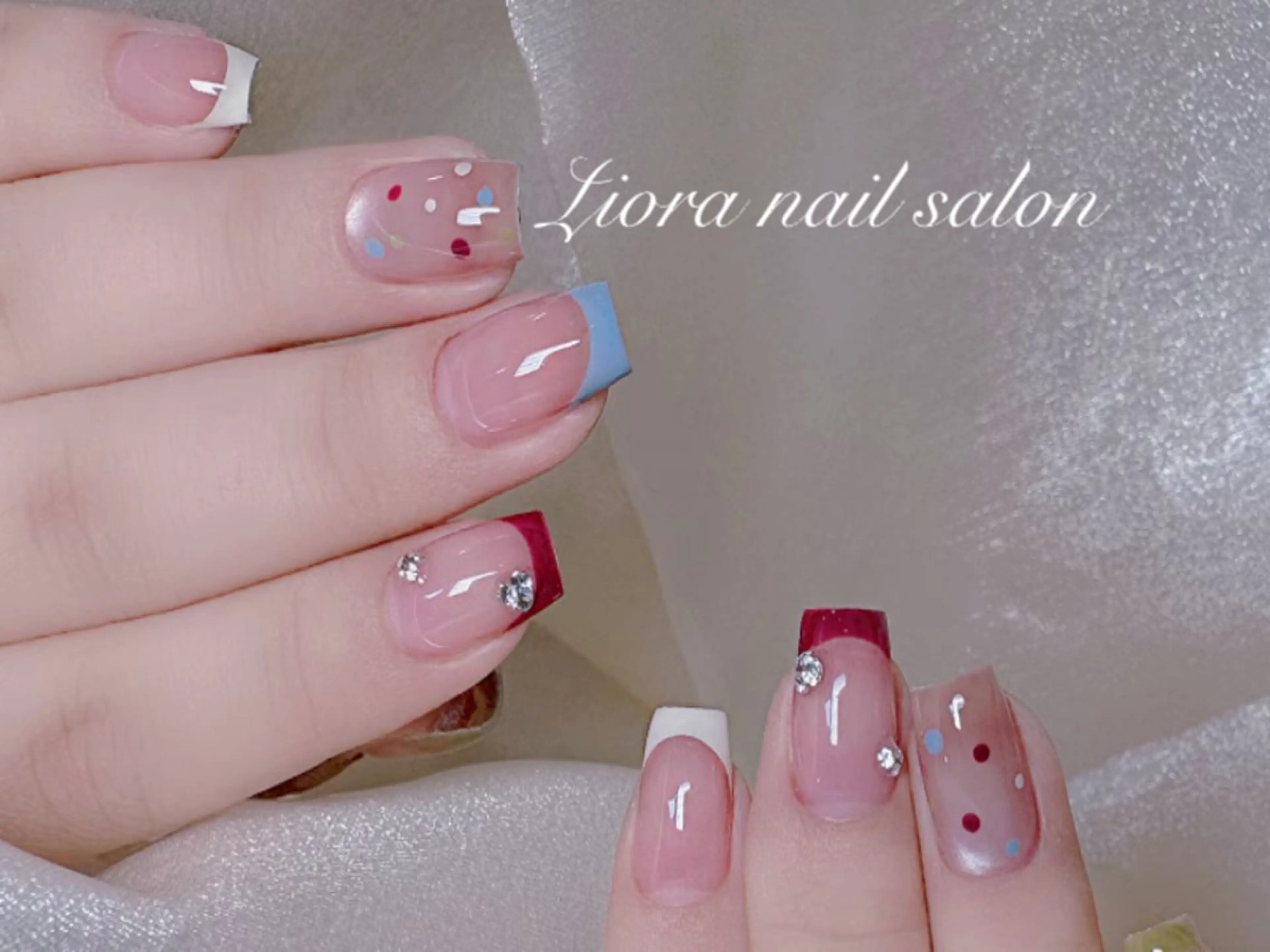 ネイル フレンチネイル ジェルネイル ガーリー グラデーション キラキラネイル ハンドネイル Liora nail スカルプ専門店のネイルデザイン