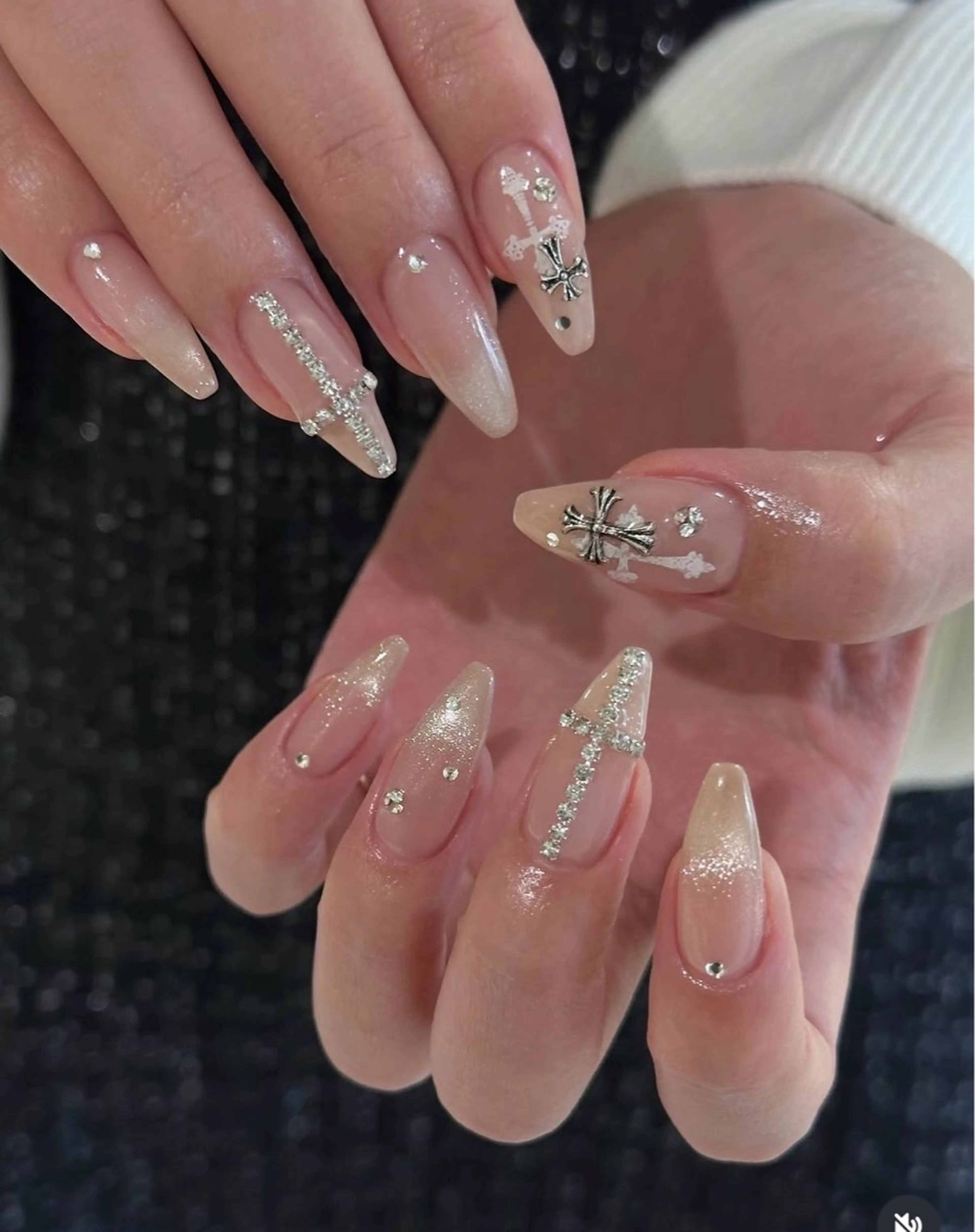 ネイル アートネイル オーロラネイル チークネイル 長さ出し フットネイル Blossom nail_研修のネイルデザイン