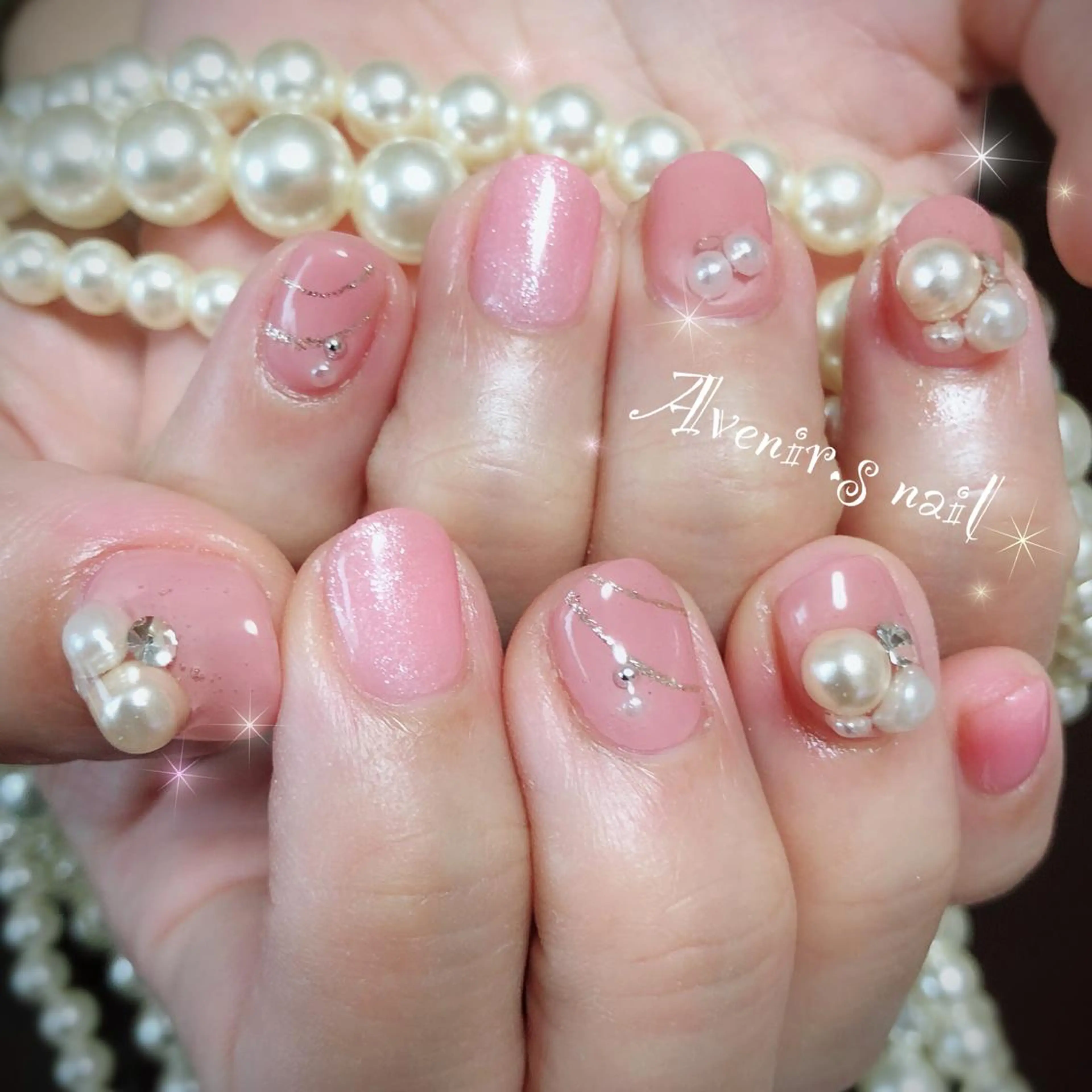 ネイル ストーンネイル Home Salon Avenir.のネイルデザイン