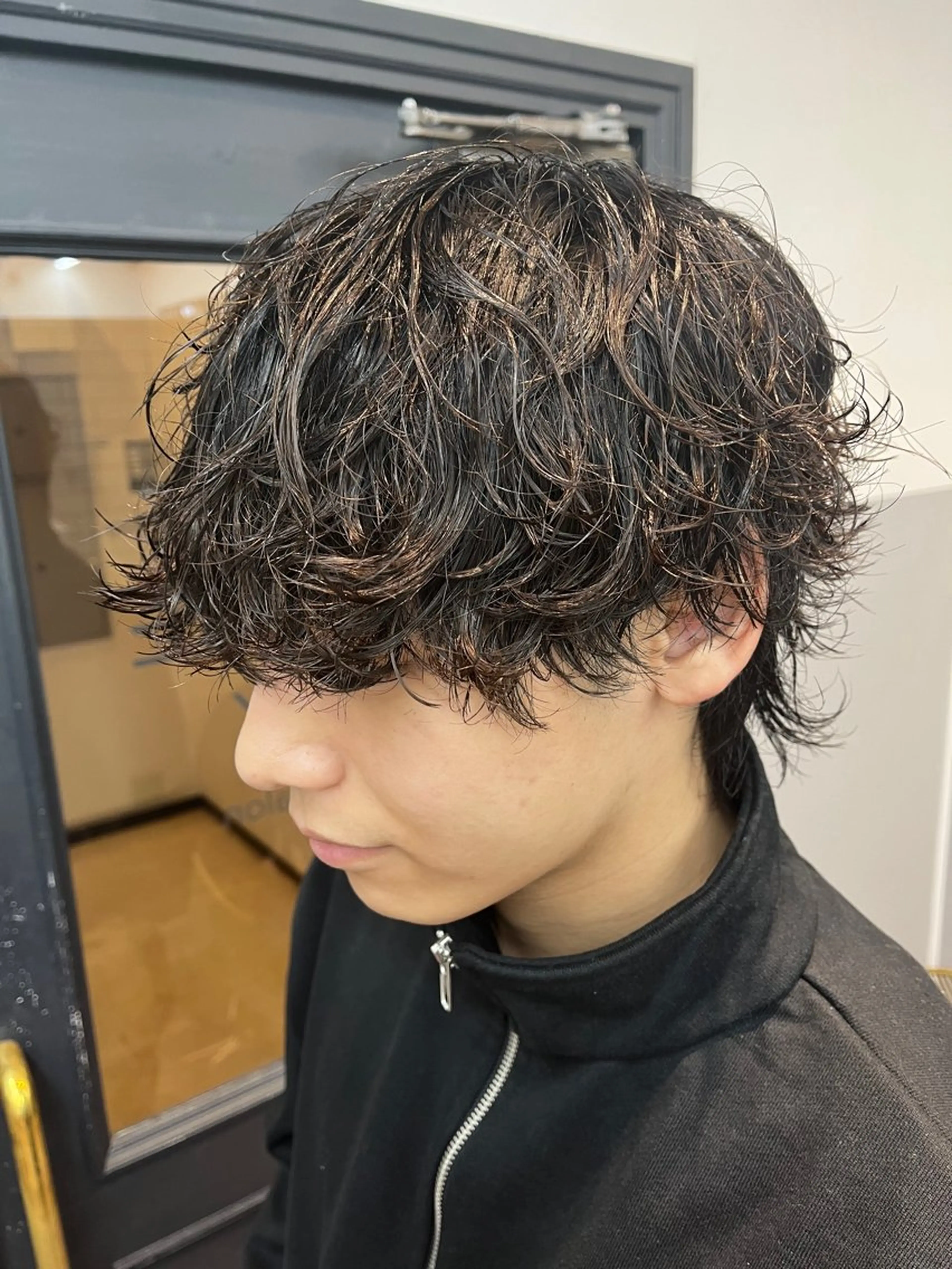 《メンズ限定》メンズカット+波巻きパーマ(シャンプートリートメント付)の写真