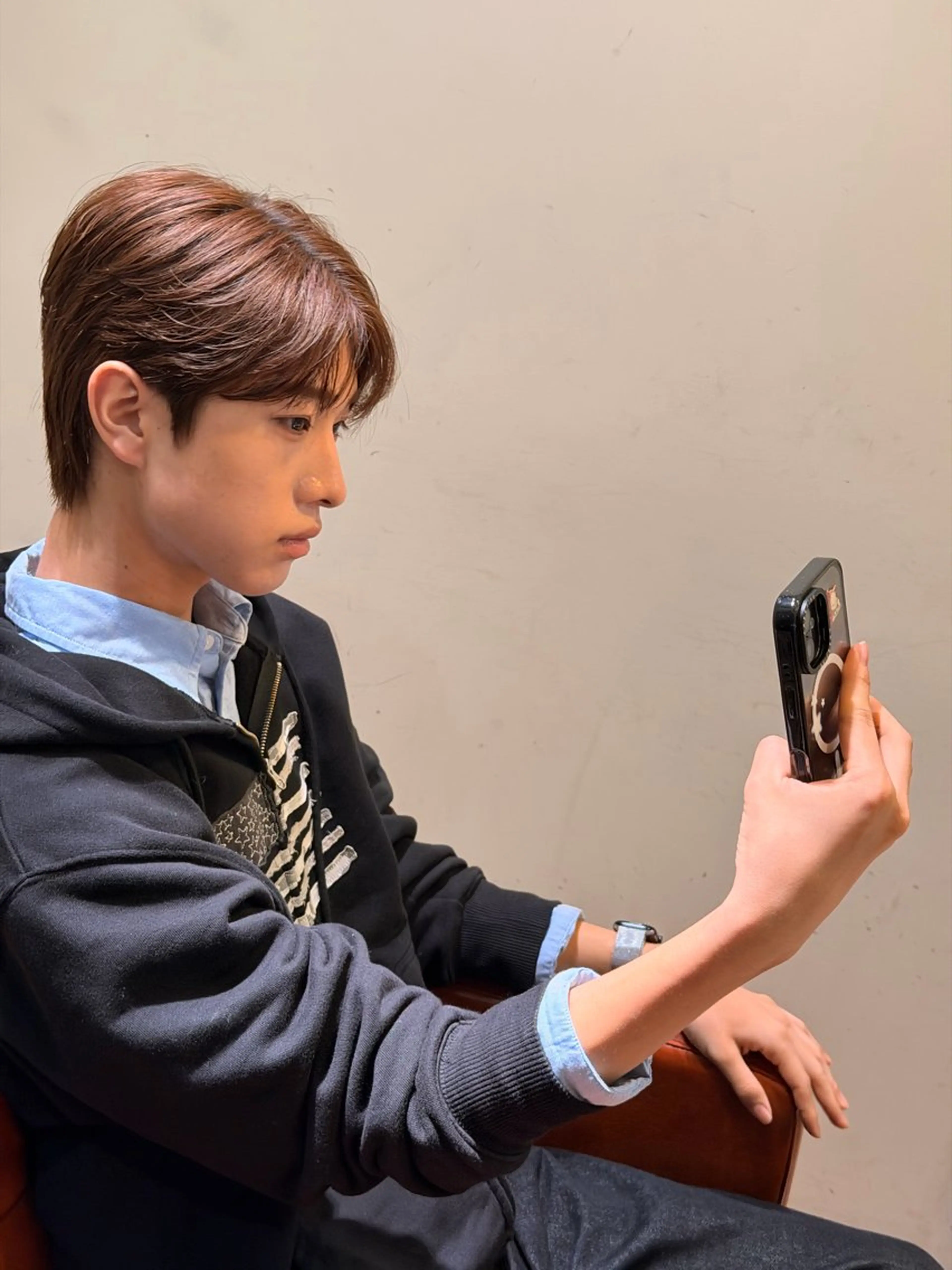 カラー メンズ メンズ韓国風 ブラウンカラー カット ヘアカラー 韓国メンズヘア☆ 韓国ヘアYUTOのヘアスタイル