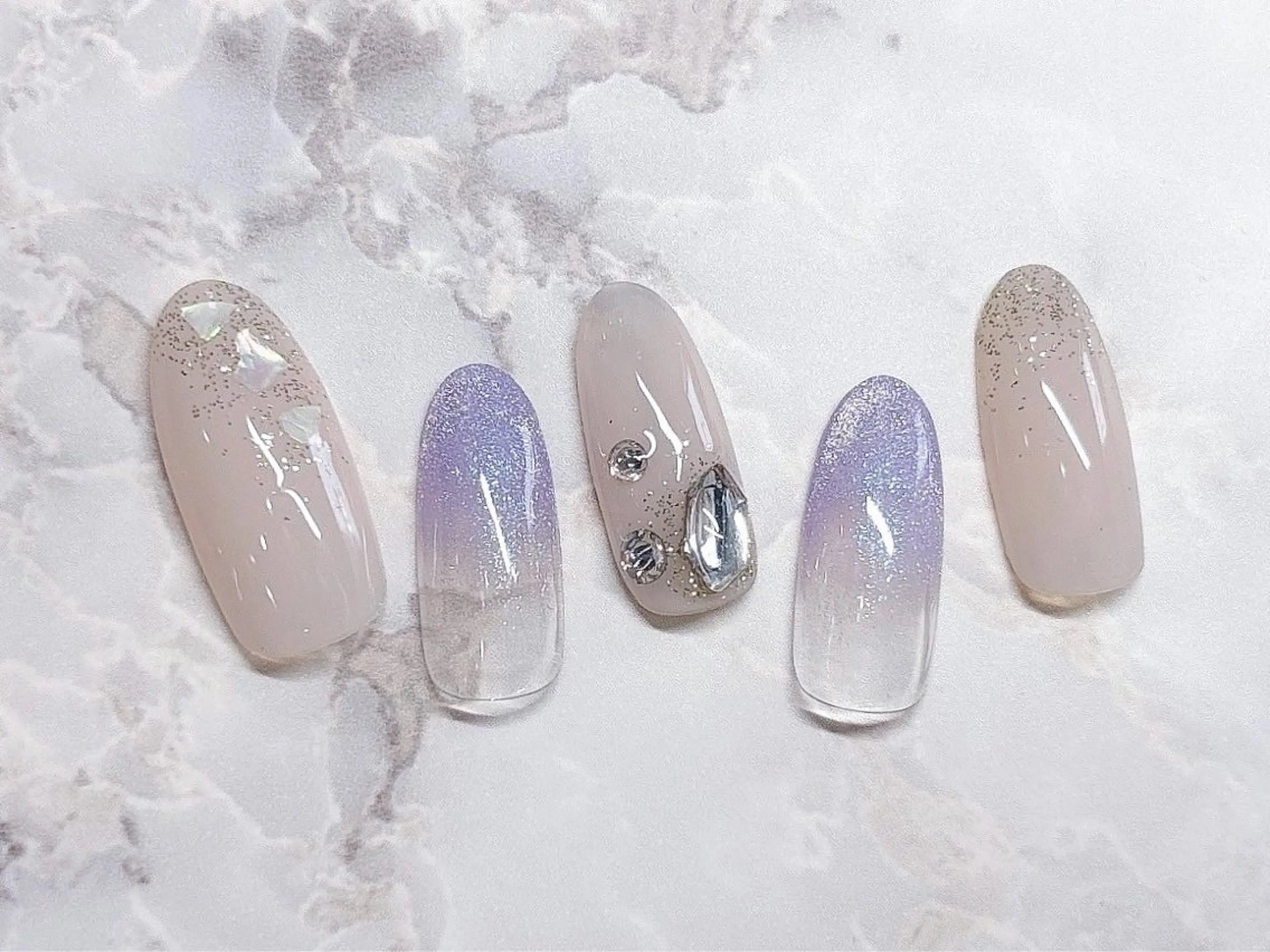 ネイル 岩﨑 香寿江のネイルデザイン