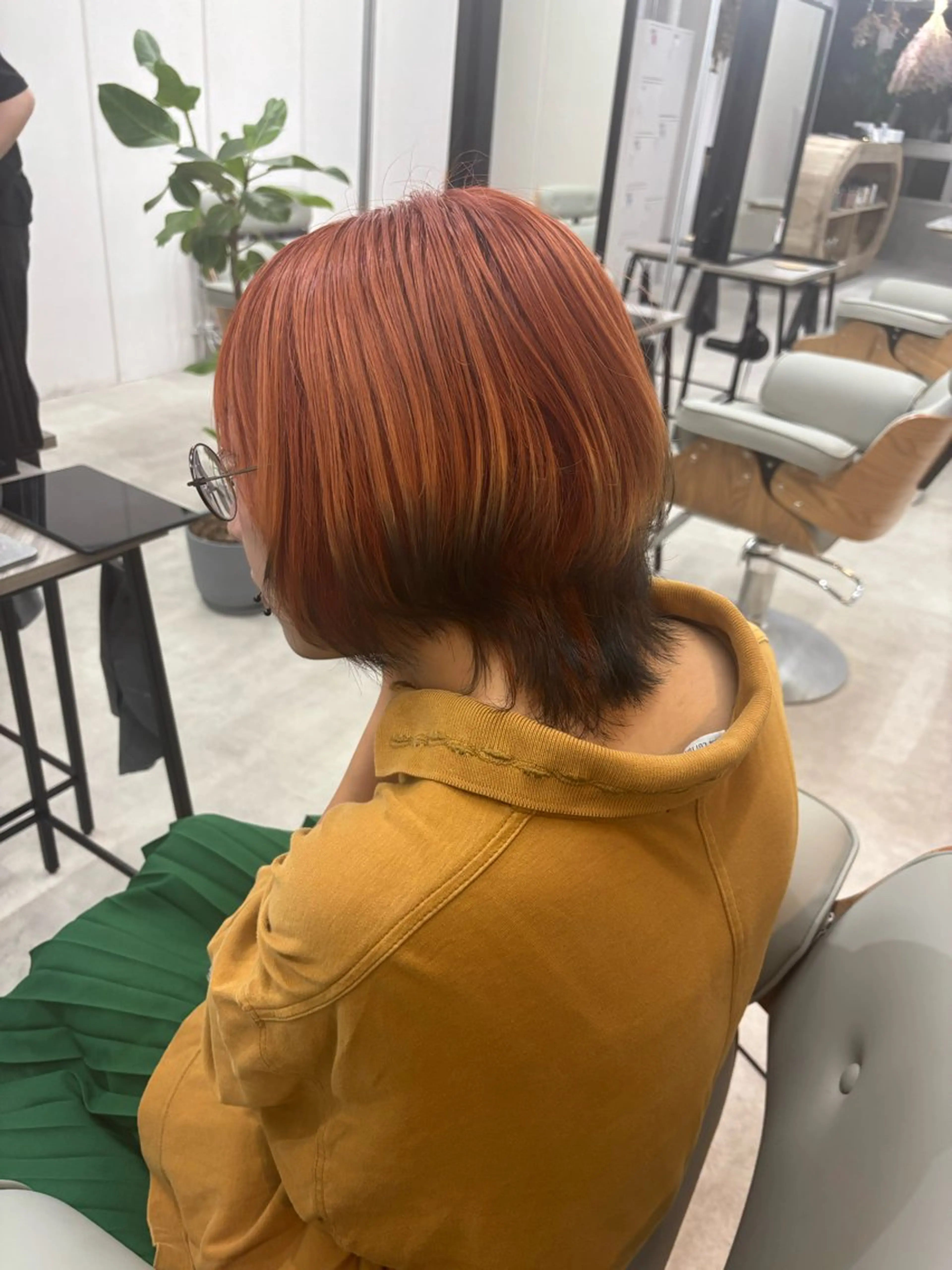 ショート カラー カット ヘアカラー トリートメント 透明感カラー/パーマ /烏丸御池/寿々乃のヘアスタイル