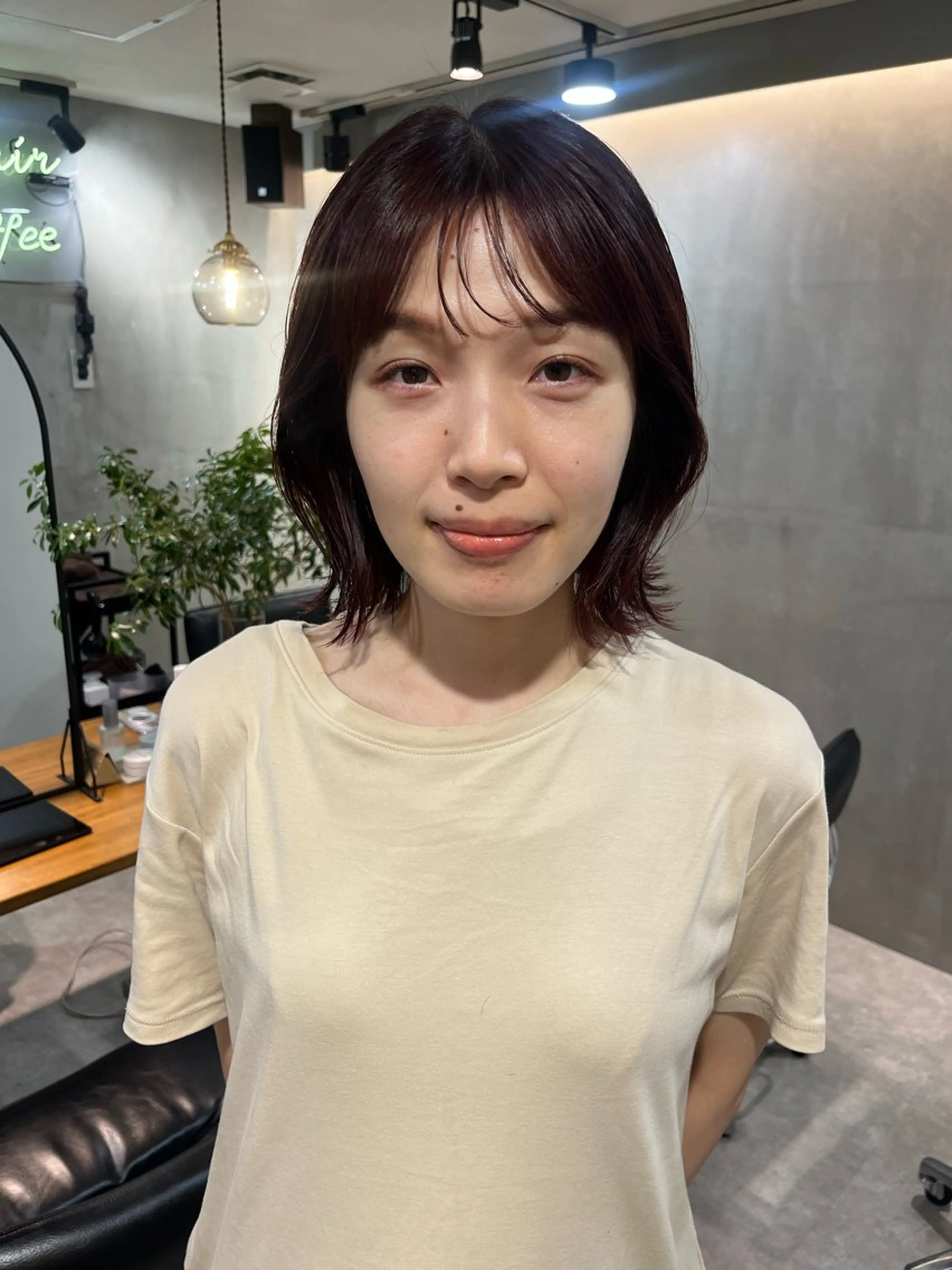 ショート ヘアカラー 🤎透明感ツヤカラー Chinatsu🤎のヘアスタイル