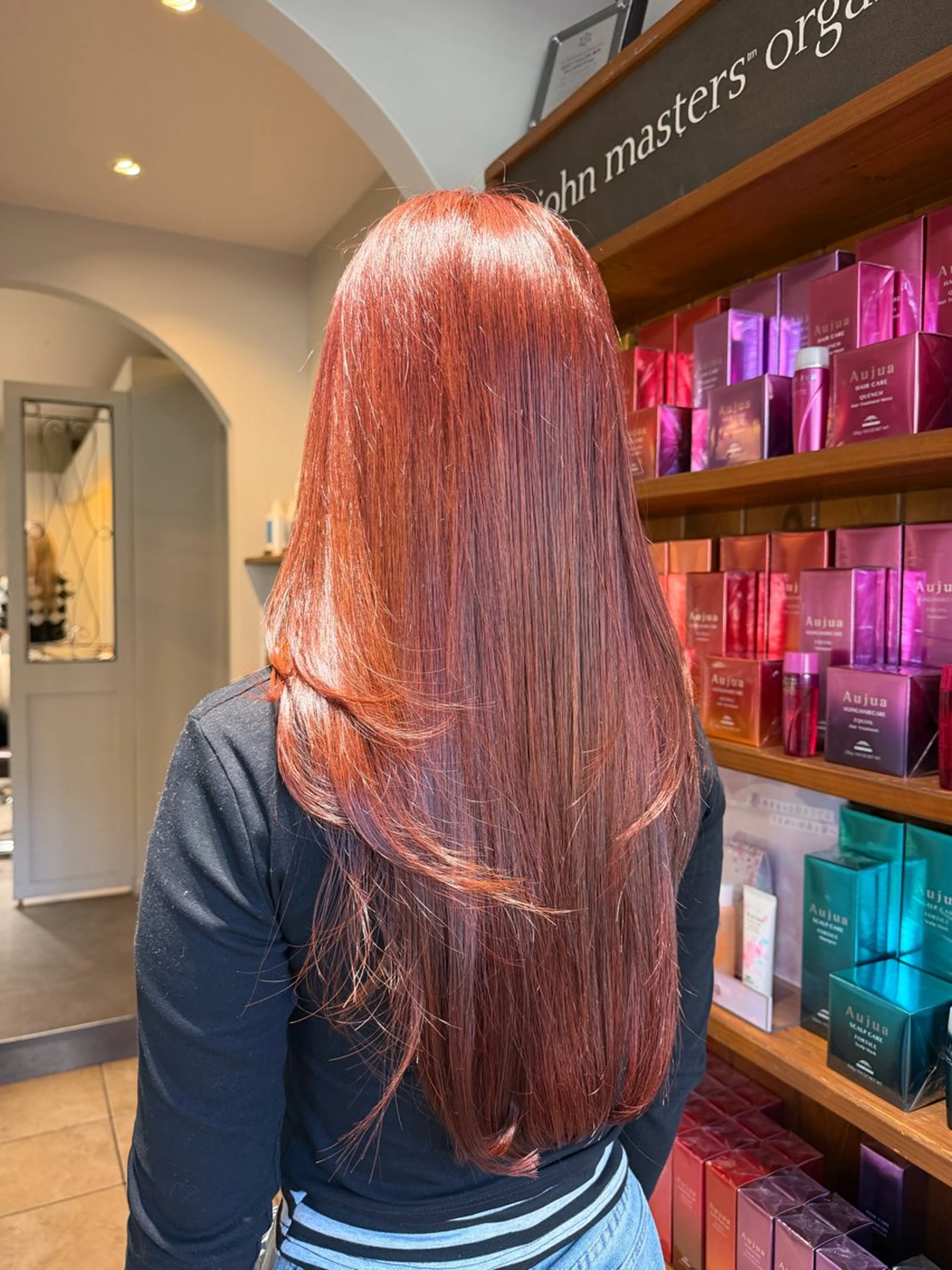 カラー ブラウンカラー ピンクカラー 岩切 美海のヘアスタイル