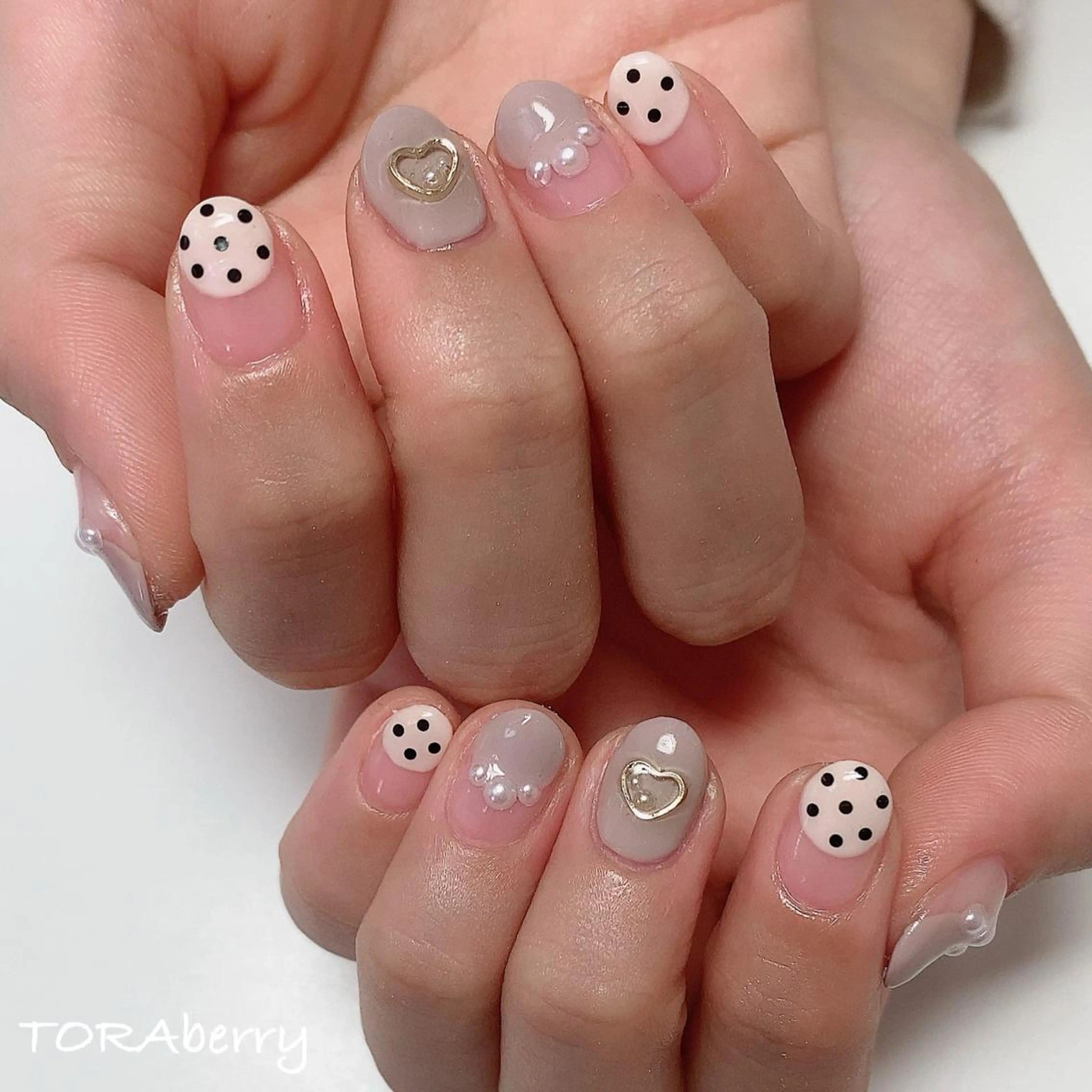 ネイル ハンドネイル ネイリスト なつみのネイルデザイン