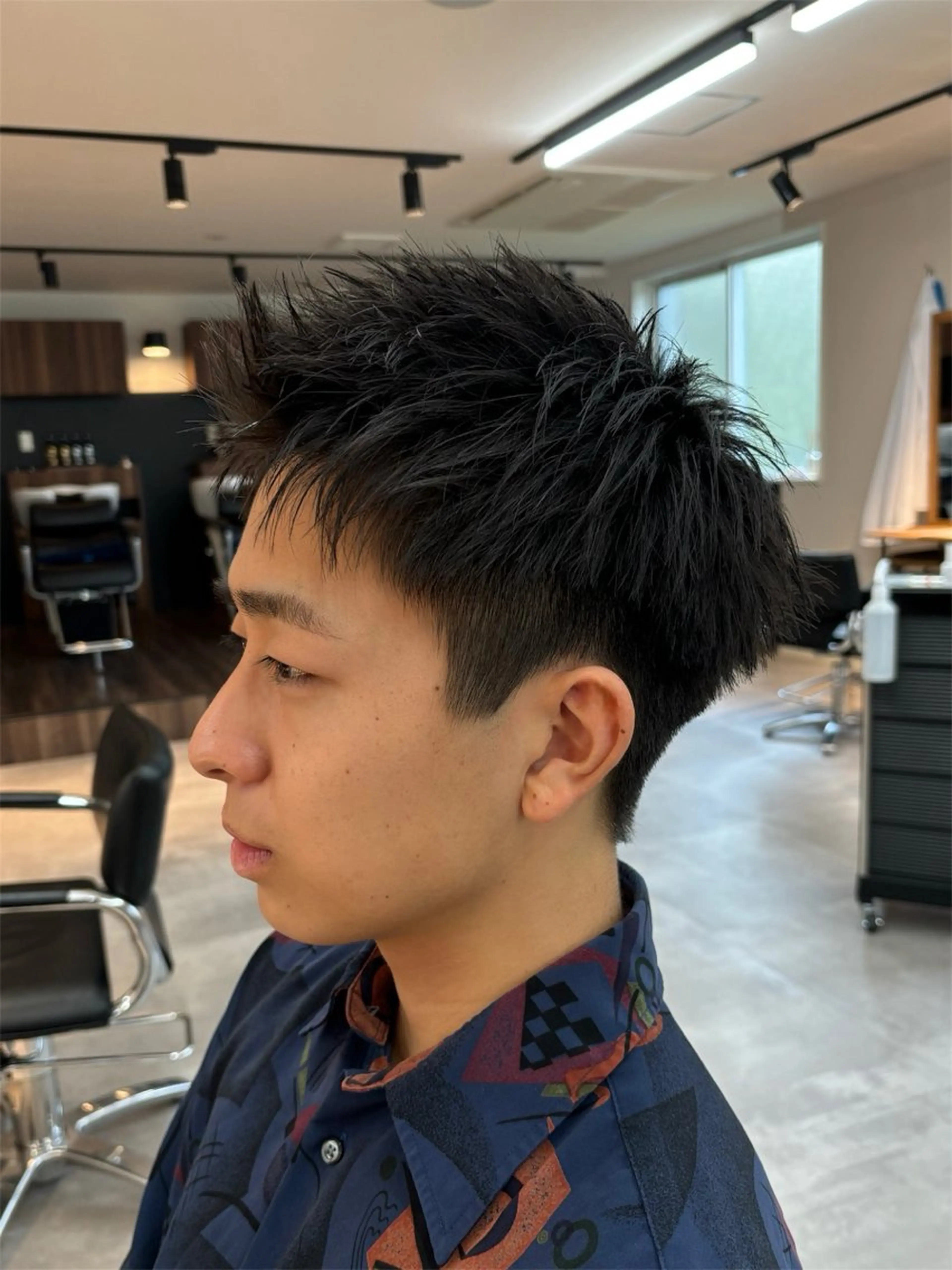 メンズ アップバング カット 保立/フェザーパーマ /メンズカット千葉のヘアスタイル