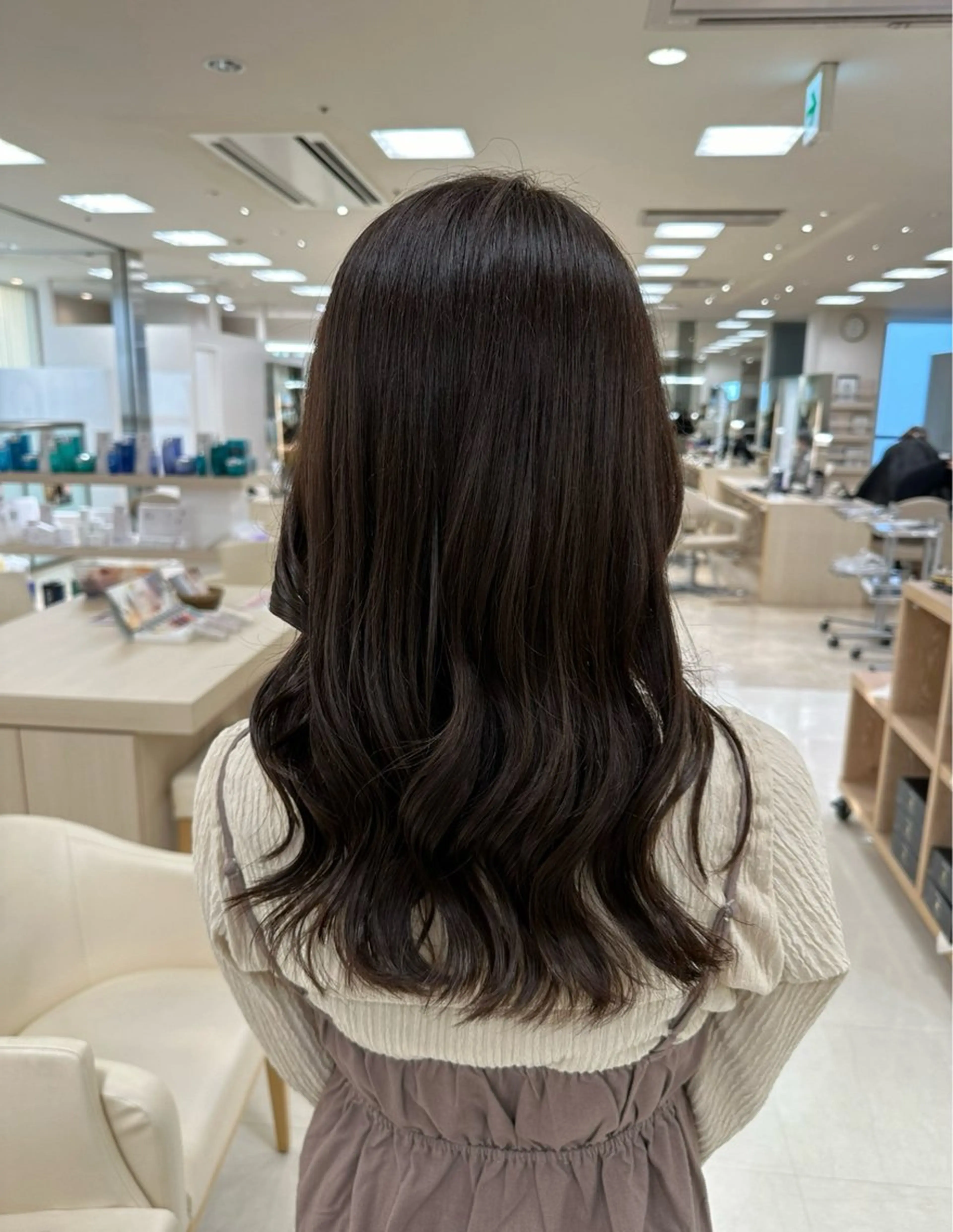 ロング カラー ベージュカラー ブリーチ ケアブリーチ 透明感カラー ダブルカラー 艶髪 黄金比みくのヘアスタイル