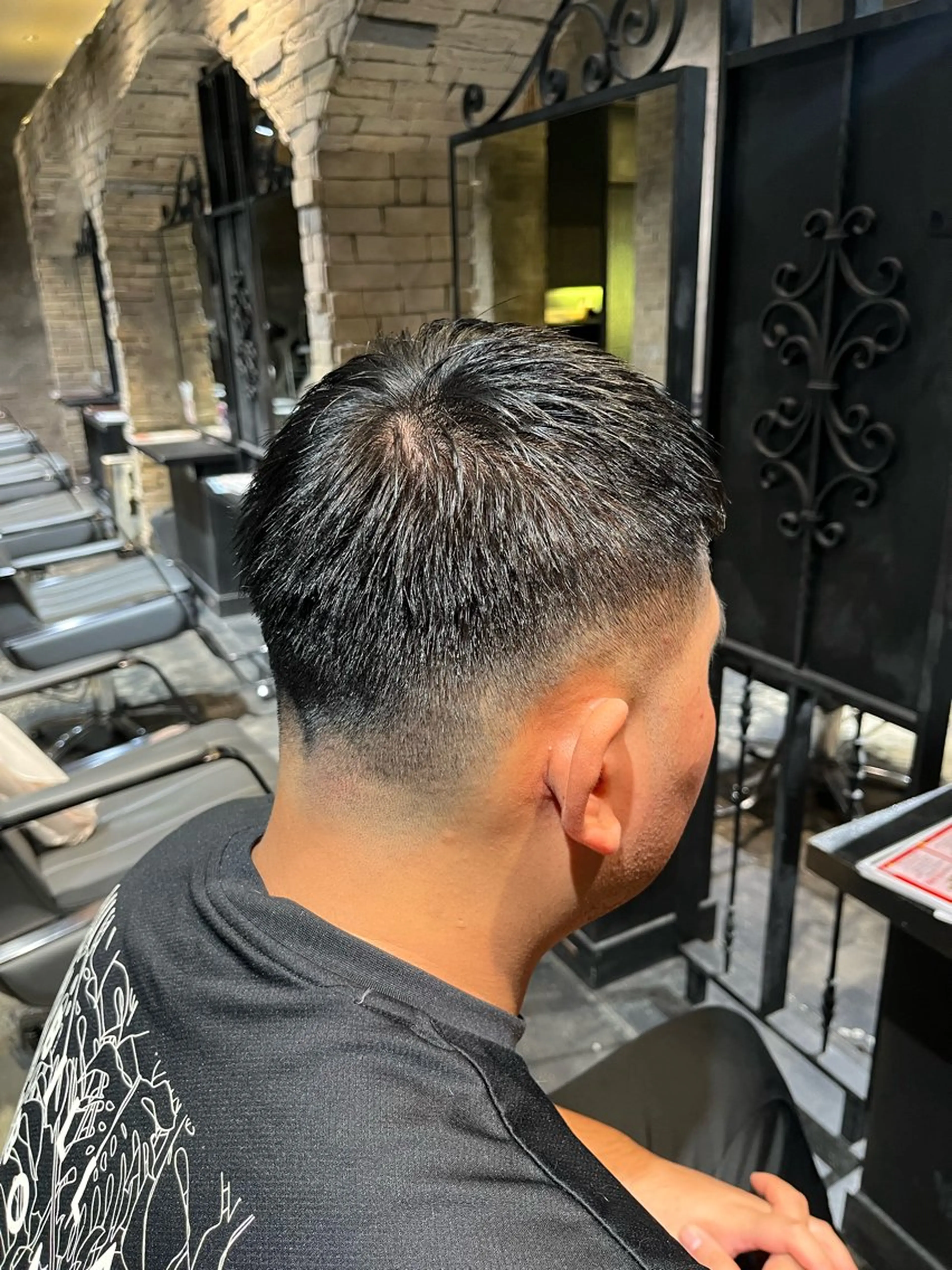 ショート メンズ フェードカット 谷口 琉飛のヘアスタイル