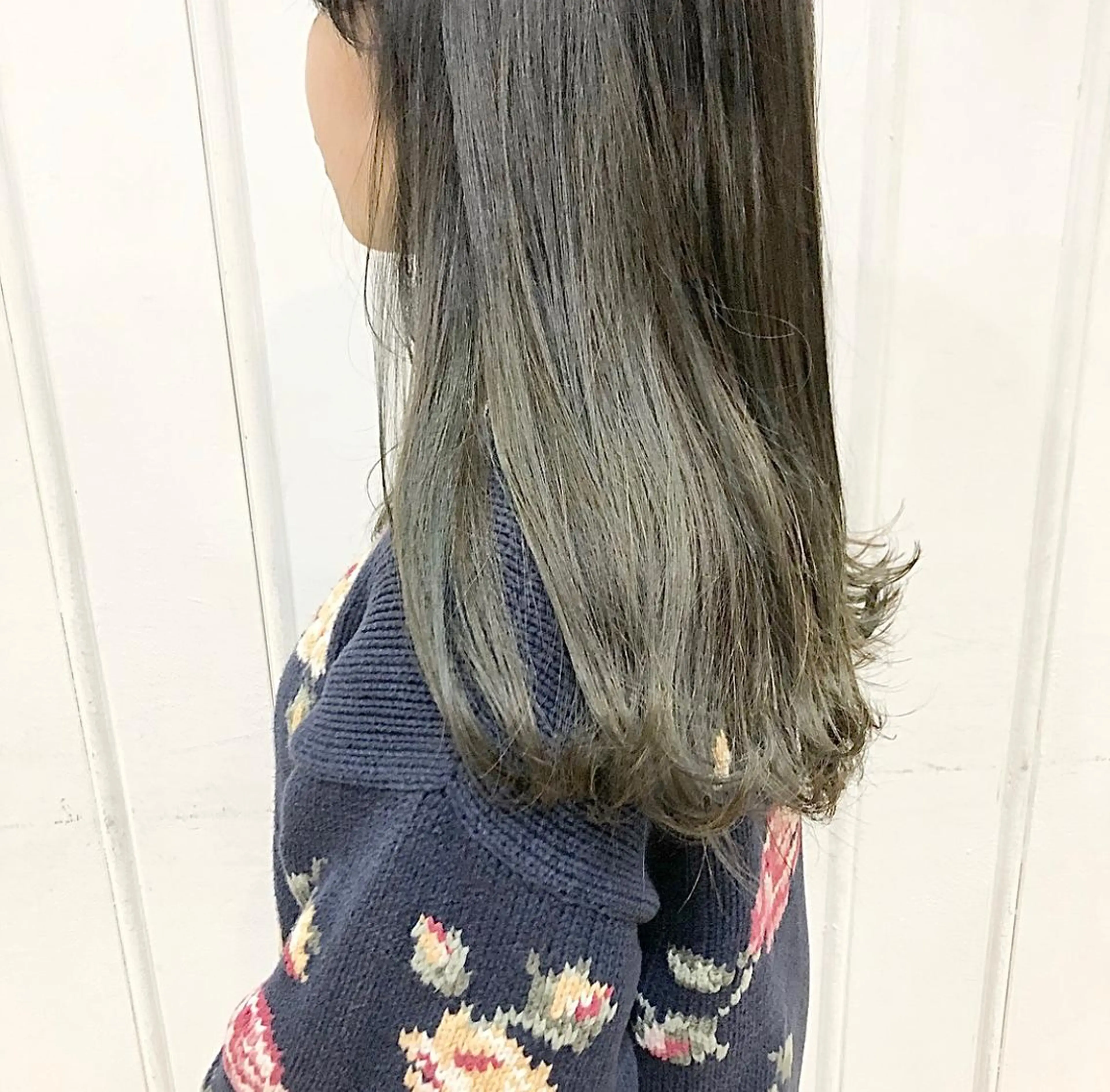ロング カラー パーマ ヘアアレンジ メンズ キッズ ネイル マツエク・マツパ ベージュカラー オリーブベージュ インナーカラー/ KANAのヘアスタイル