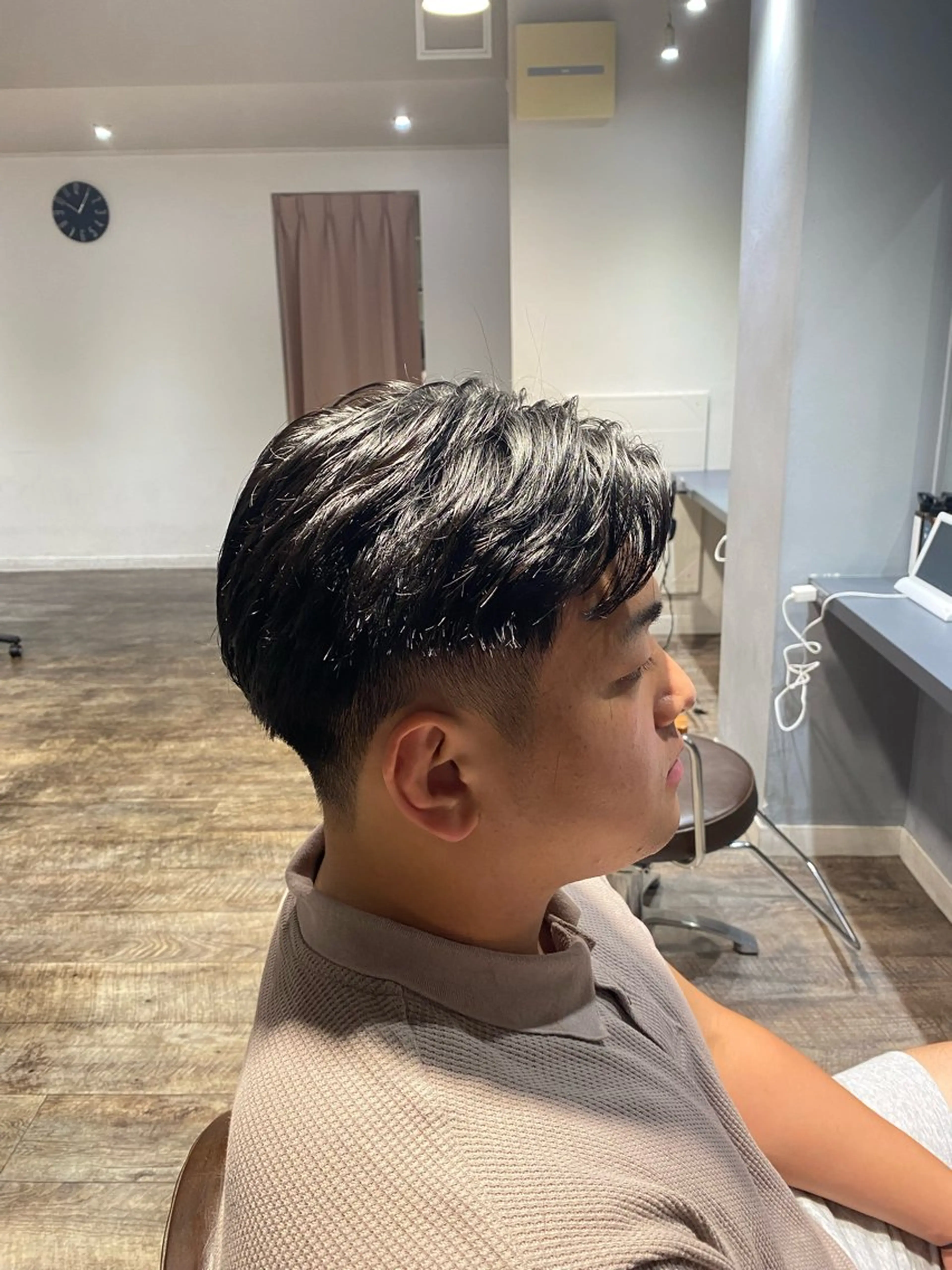 ショート パーマ メンズ メンズパーマ ニュアンスパーマ カット パーマ 大阪/メンズパーマ /海外風/江﨑翔のヘアスタイル