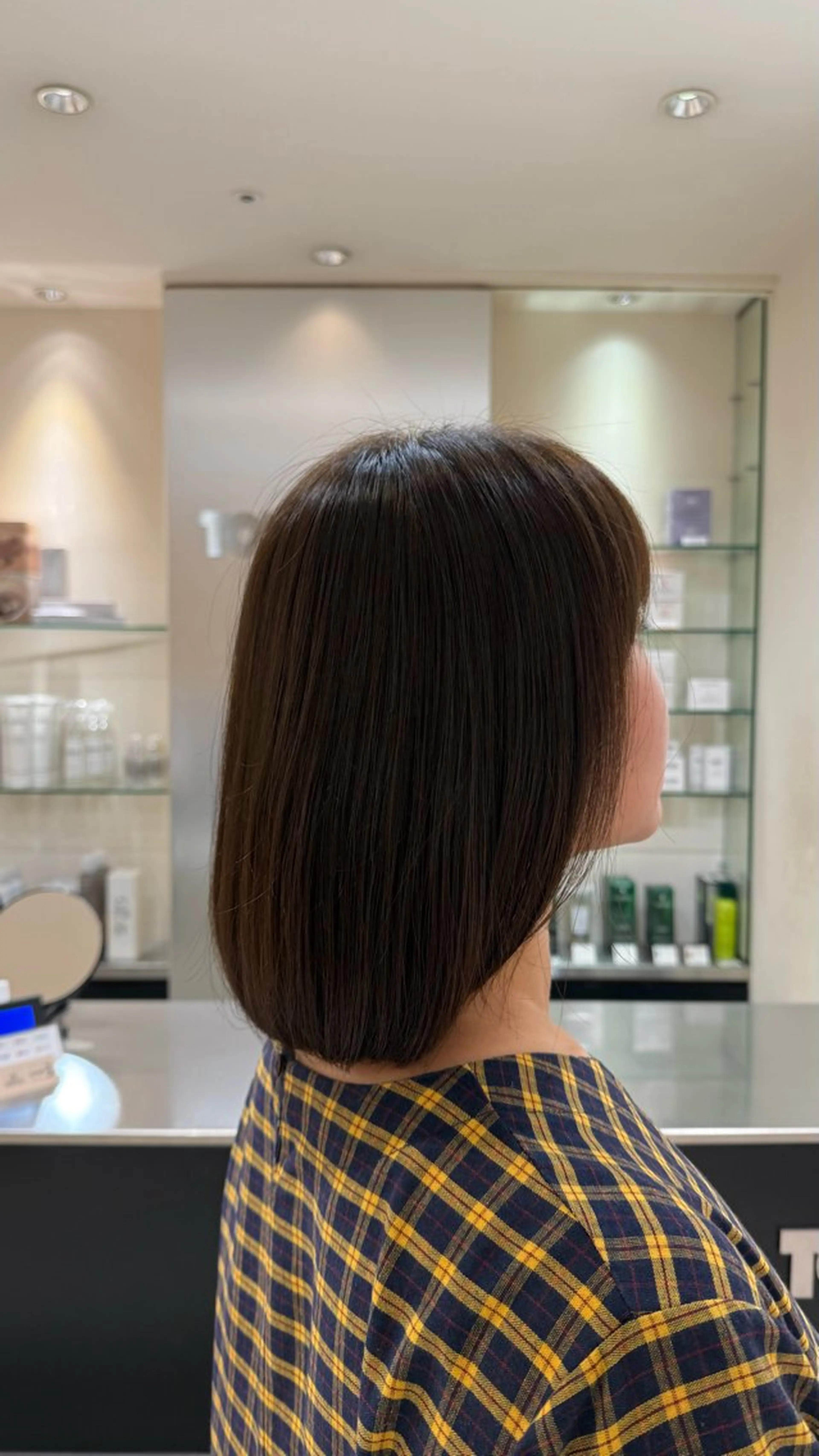 ミディアム akari / ミディアムパーマのヘアスタイル