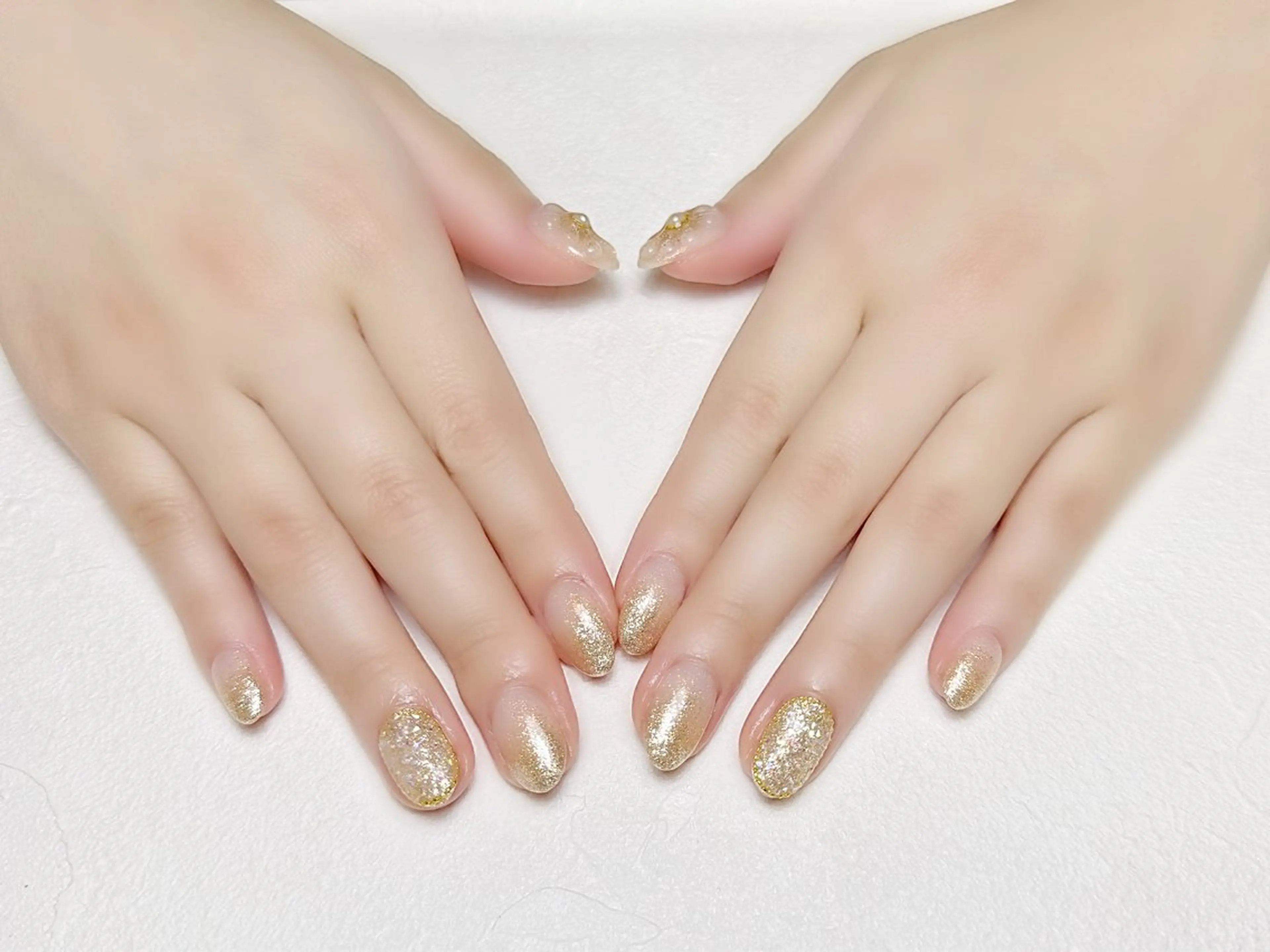 ネイル フラワーネイル ガーリー グラデーション キラキラネイル ぷっくりネイル rouse nail RISATOのネイルデザイン