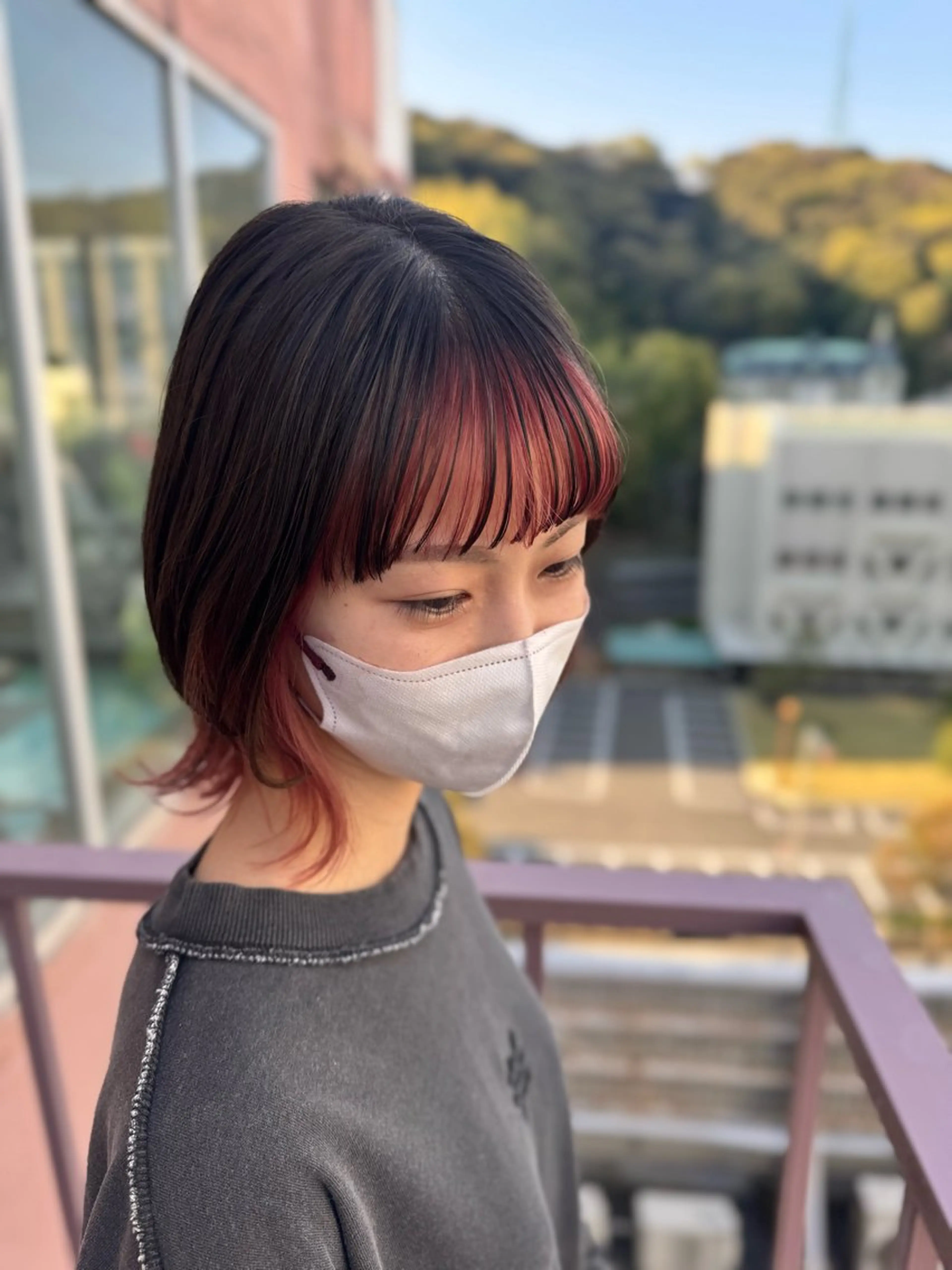ミディアム カラー ピンクカラー ヘアカラー Viage （ビアージュ）のヘアスタイル