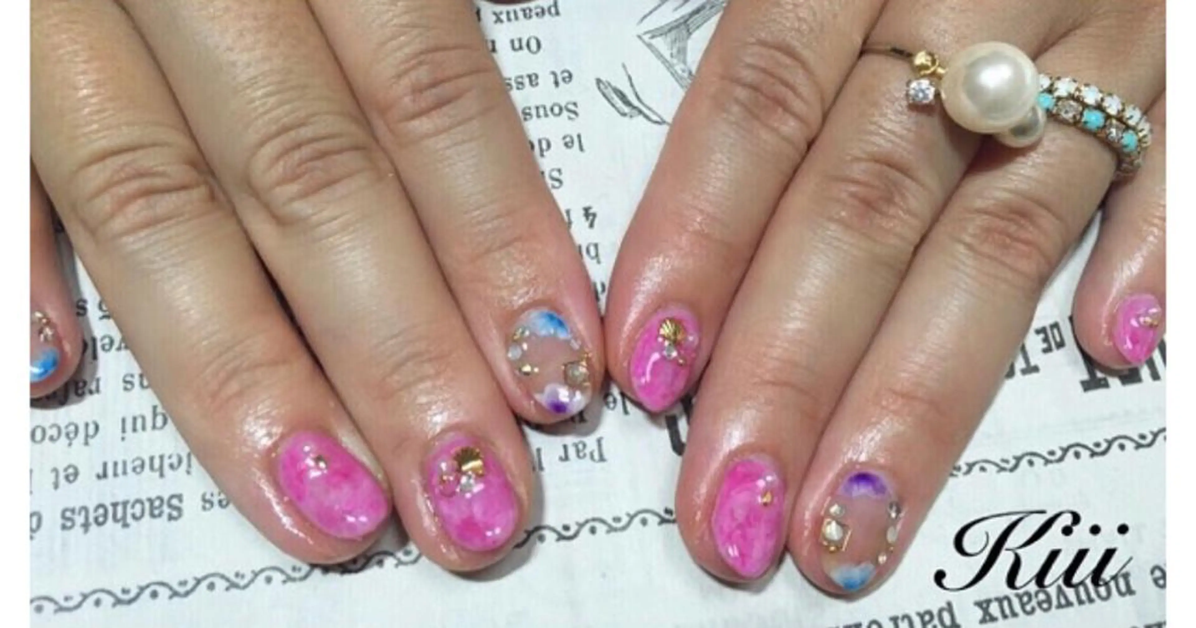 ネイル 春ネイル ハンドネイル フットネイル kiii.__ ✴︎*のネイルデザイン