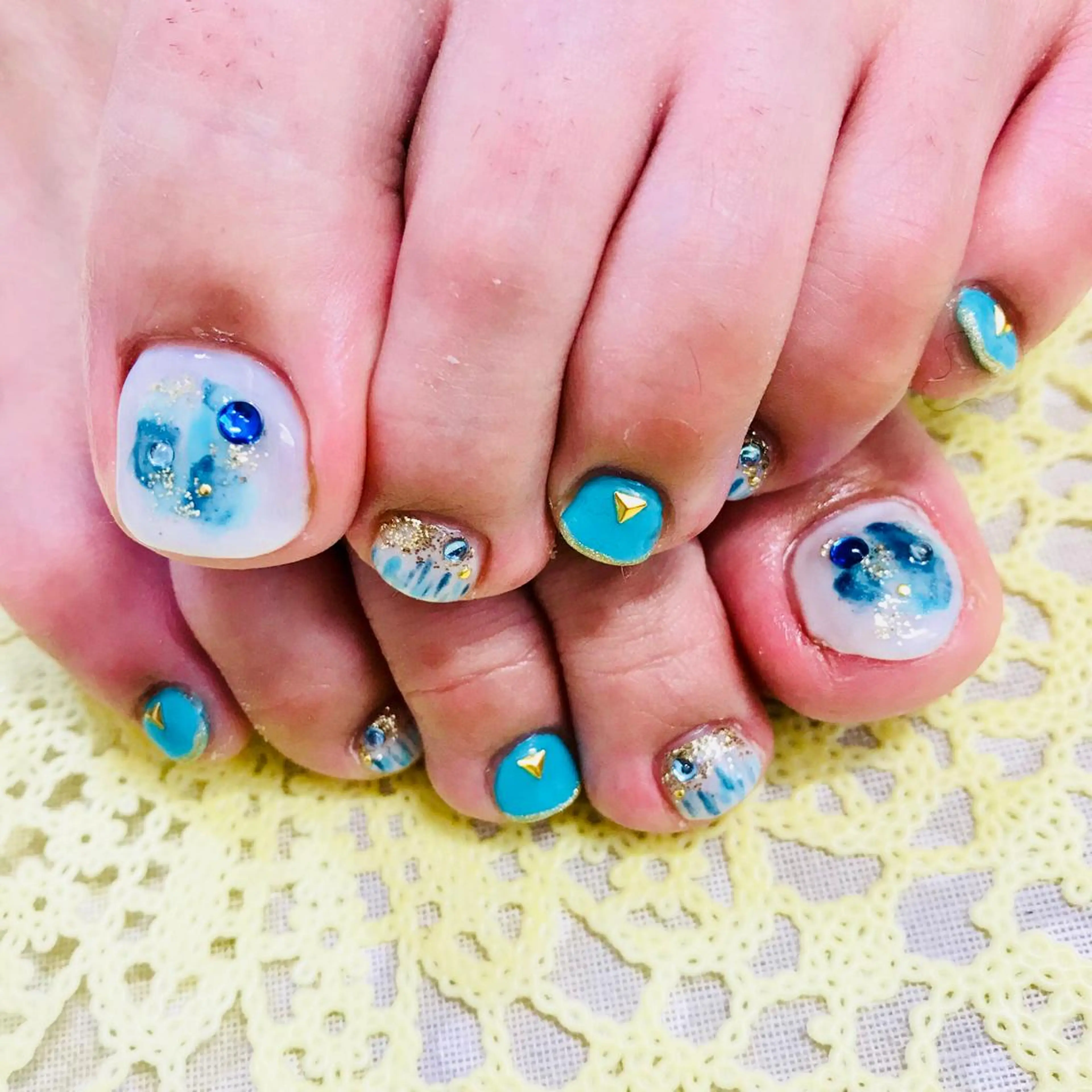 ネイル フットネイル ニュアンスネイル 夏ネイル 菊地 里沙のネイルデザイン