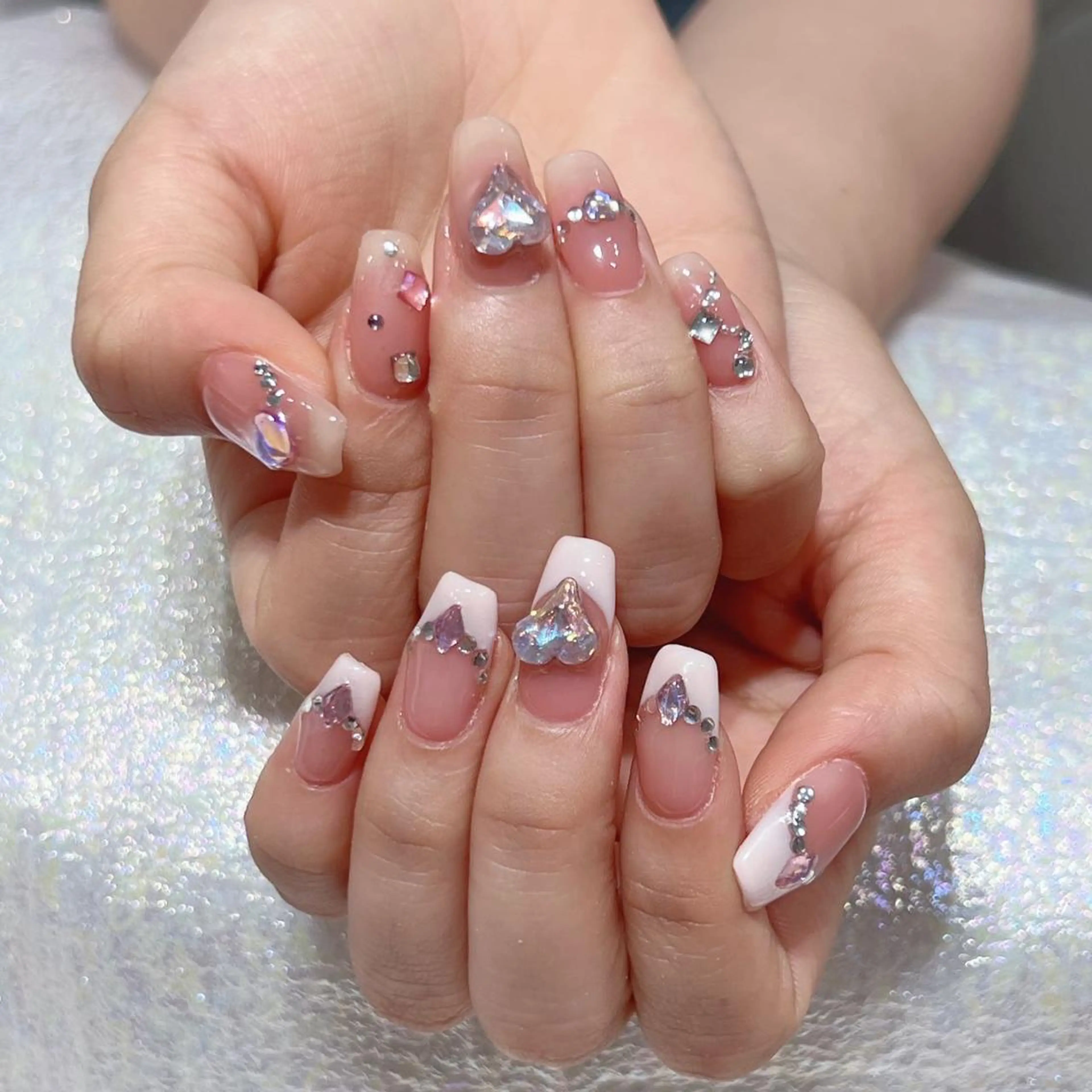 ネイル アートネイル 長さ出し ネイルチップ Queens マオのネイルデザイン