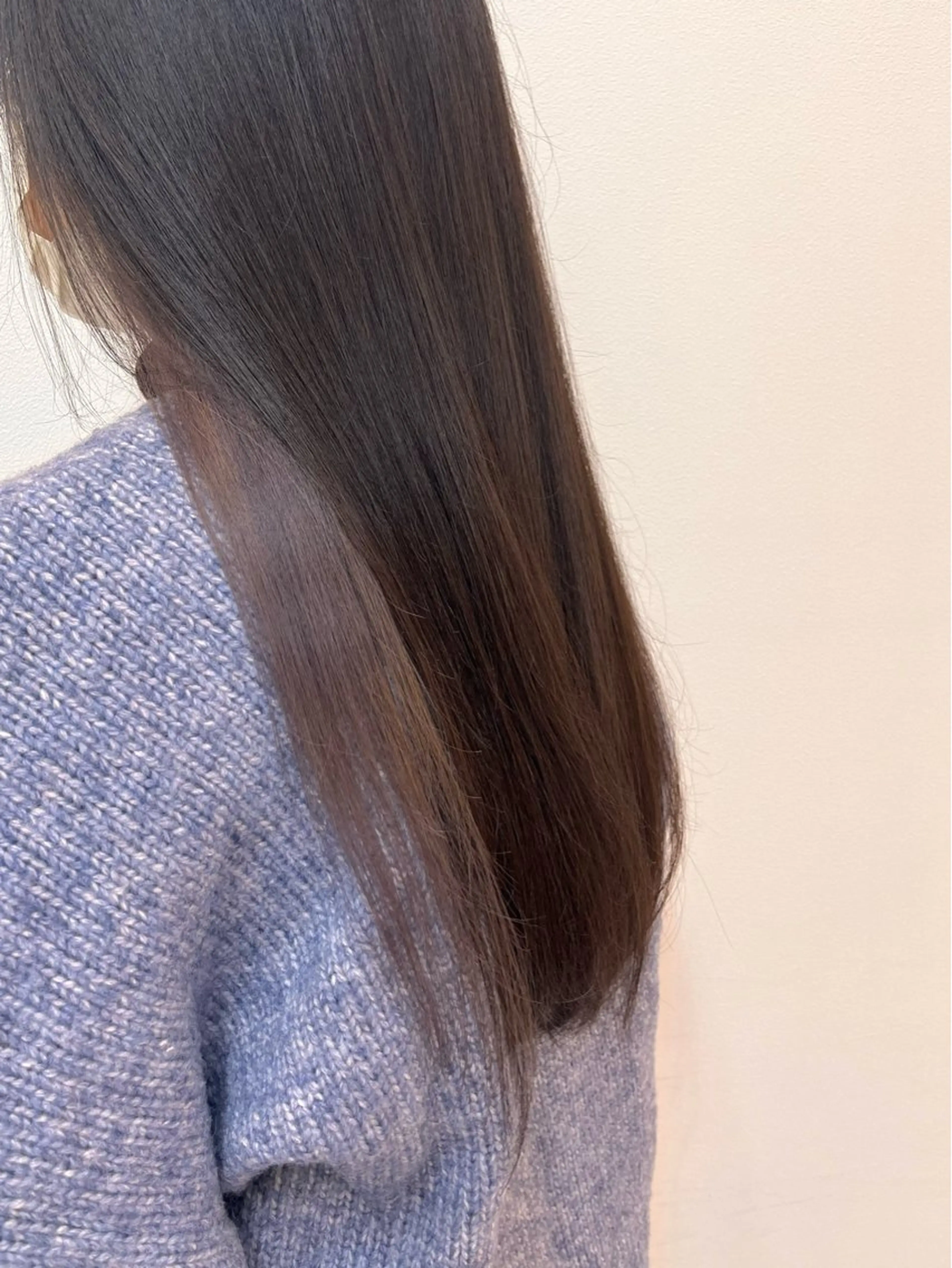 カラー ベージュカラー ラベンダーカラー 松尾 姫依のヘアスタイル