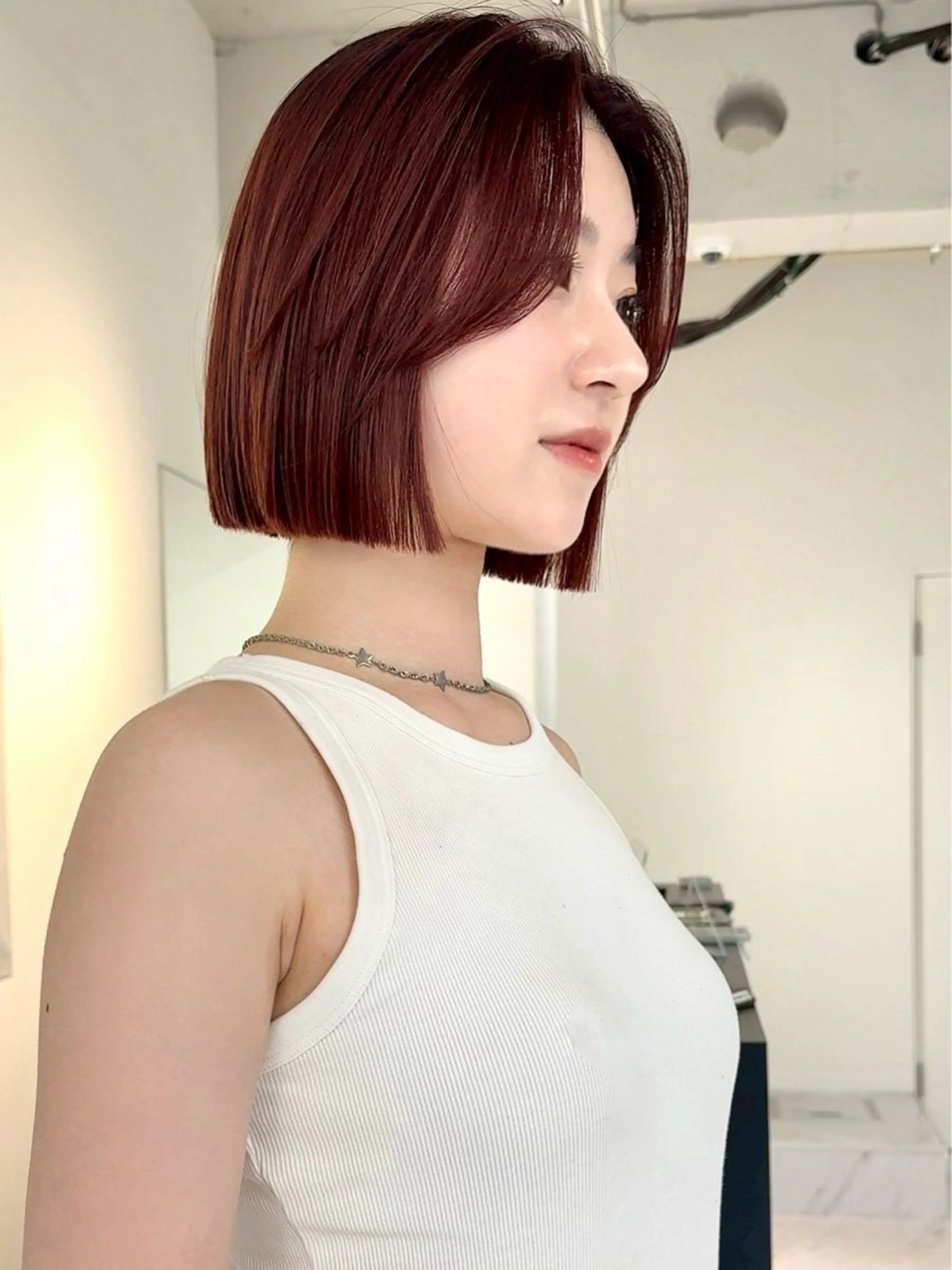 ショート カラー ベージュカラー ブリーチ ケアブリーチ デザインカラー ダブルカラー カット TATSUブリーチ/ ミルクティーベージュのヘアスタイル