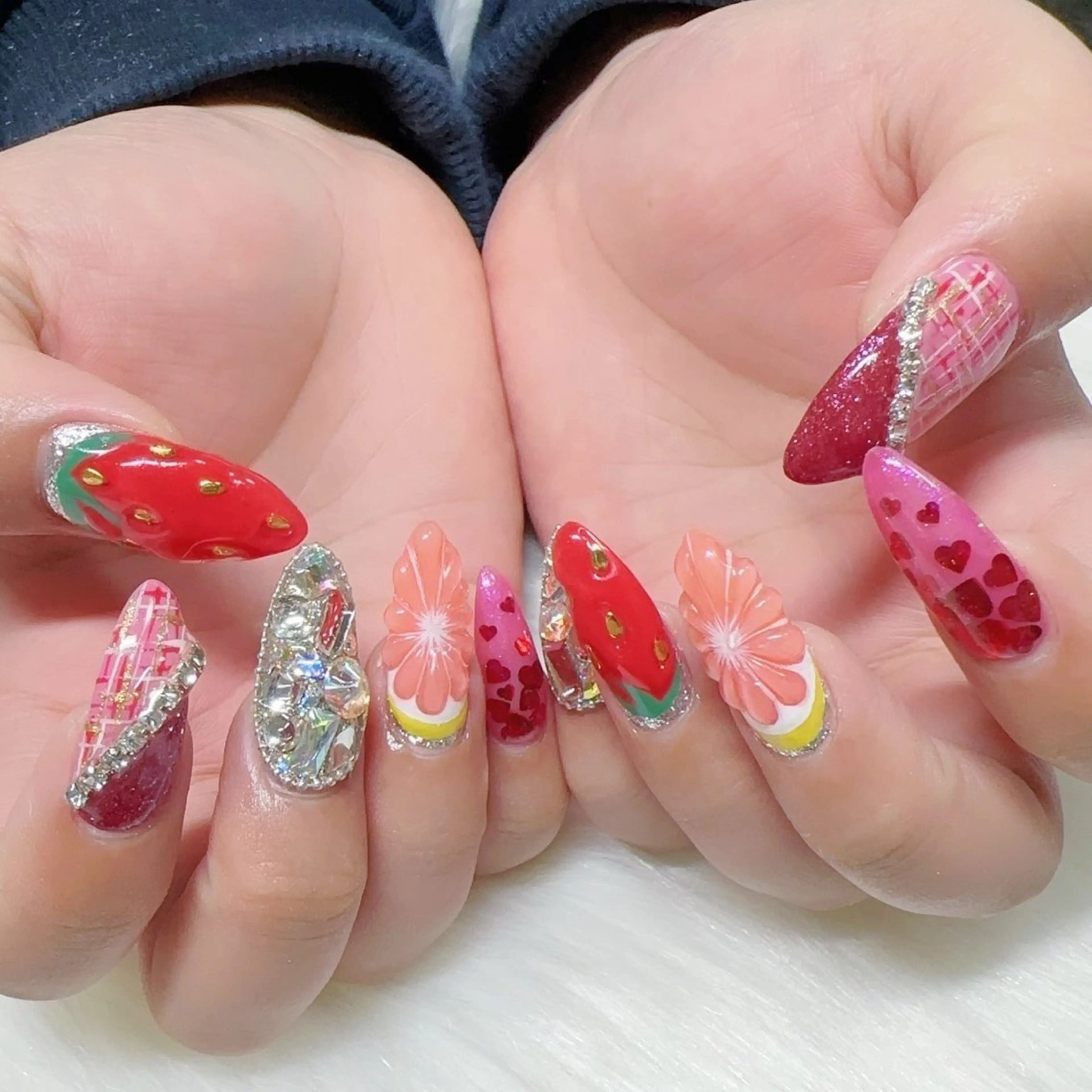 ネイル nail saron Aphrisのネイルデザイン